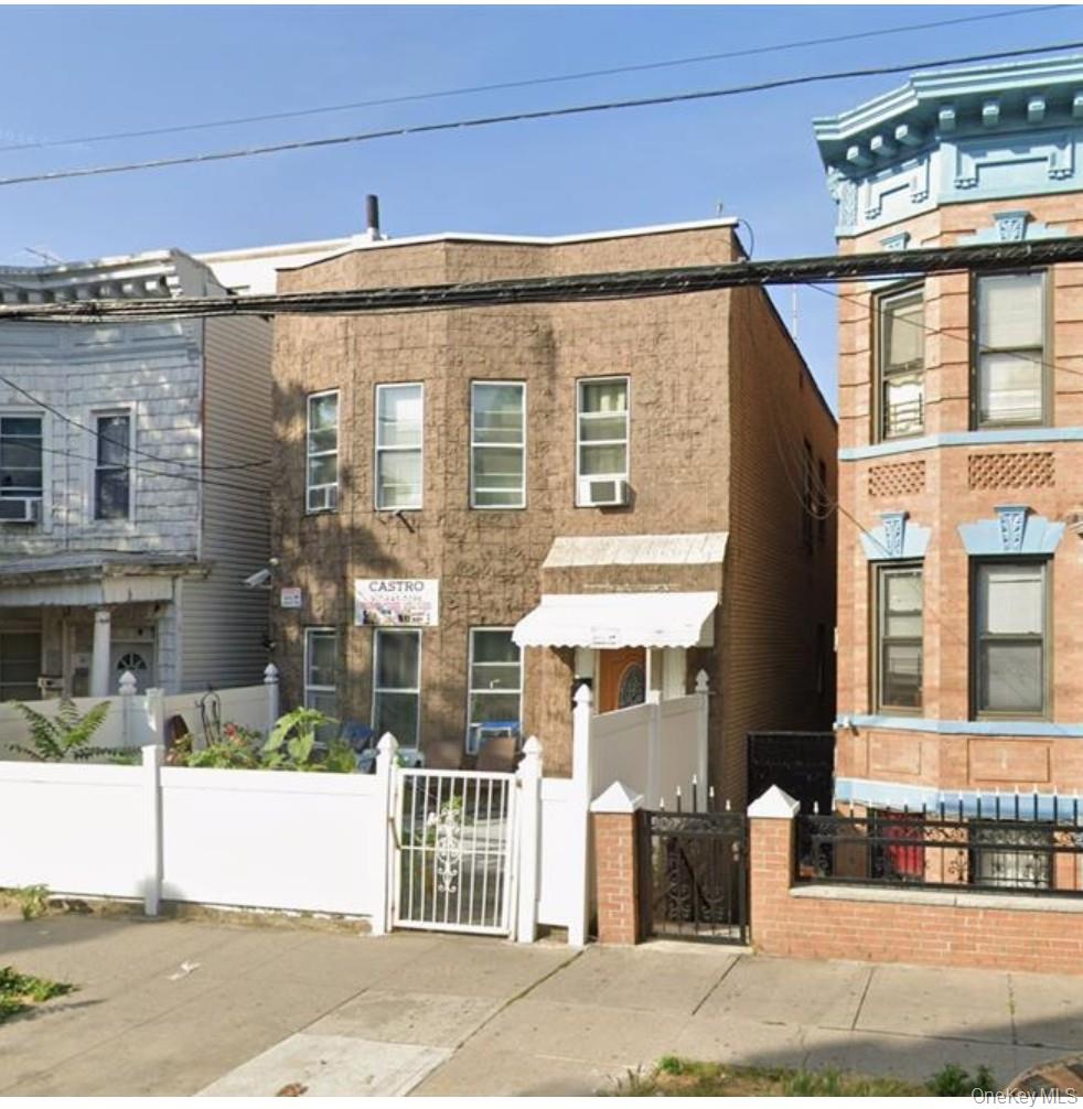 1443 Zerega Ave
