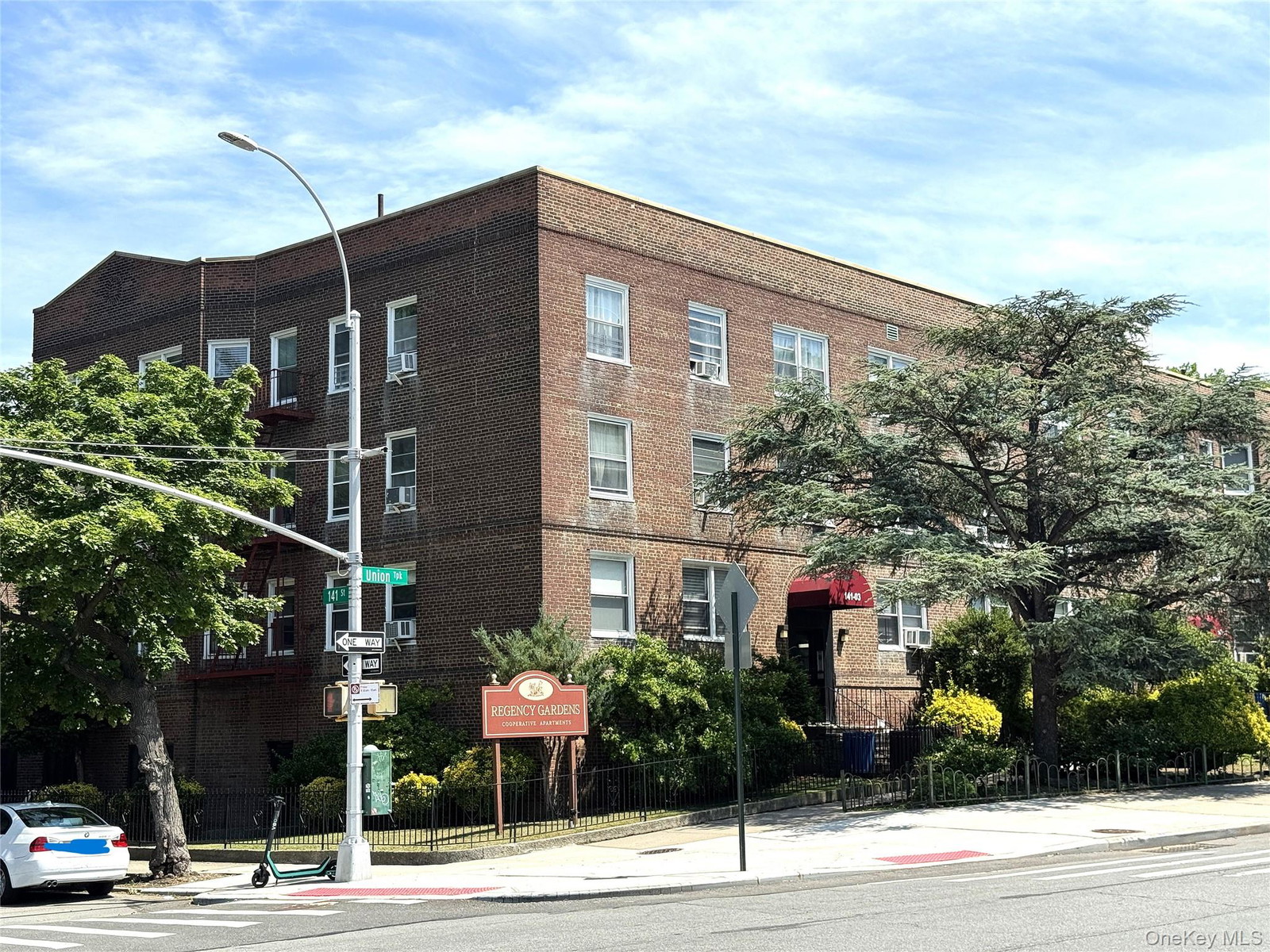 14103 Union Tpke Unit 3J