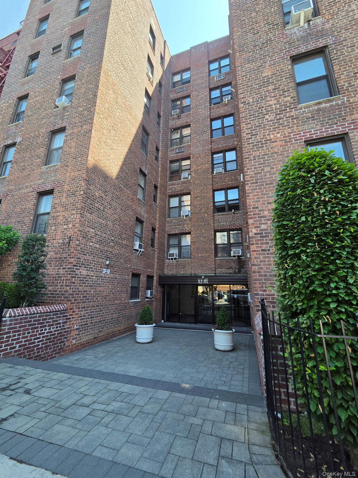 3751 86th St Unit 3B