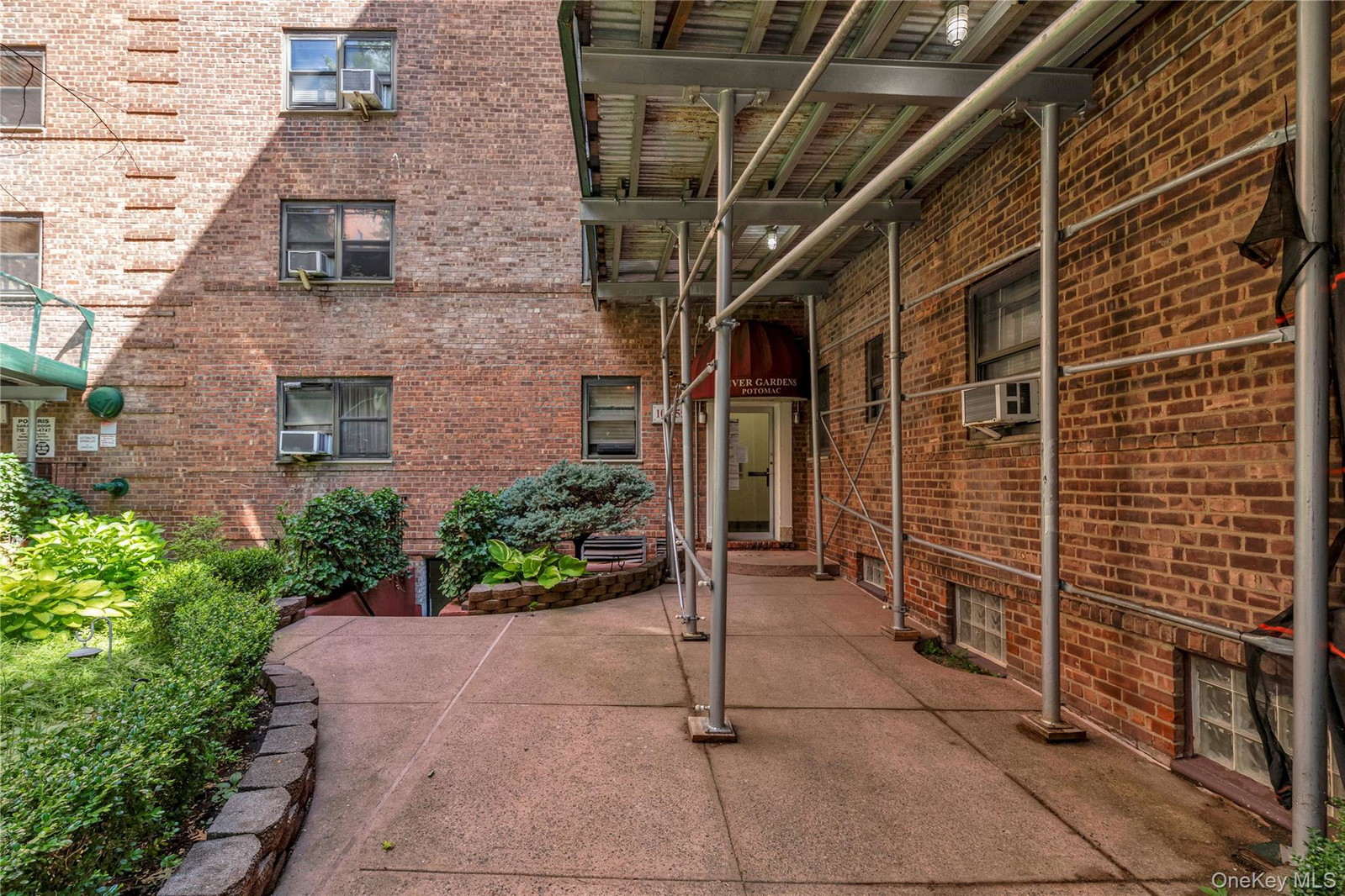 10255 67th Rd Unit 3V