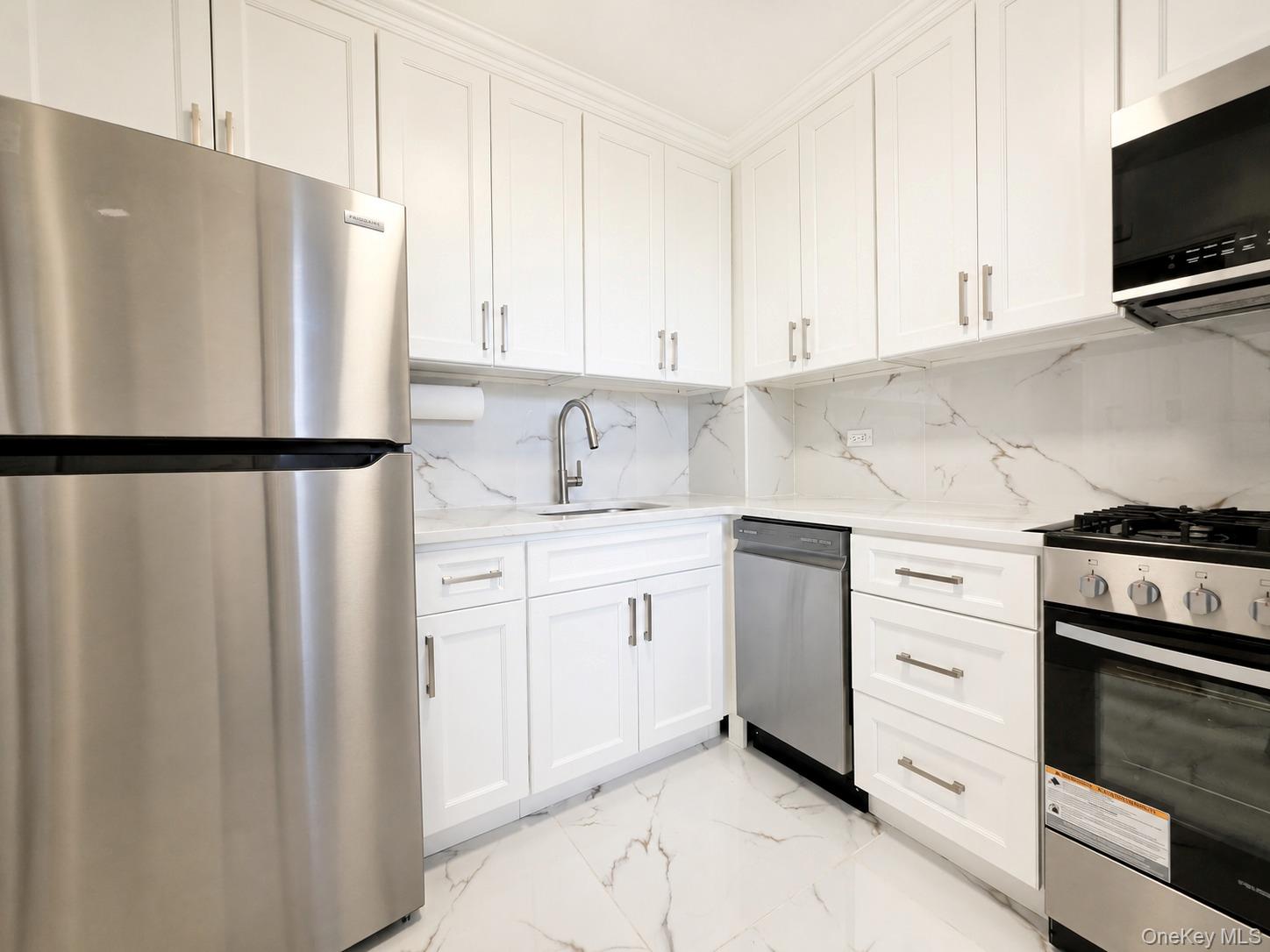 6115 97th St Unit 8D