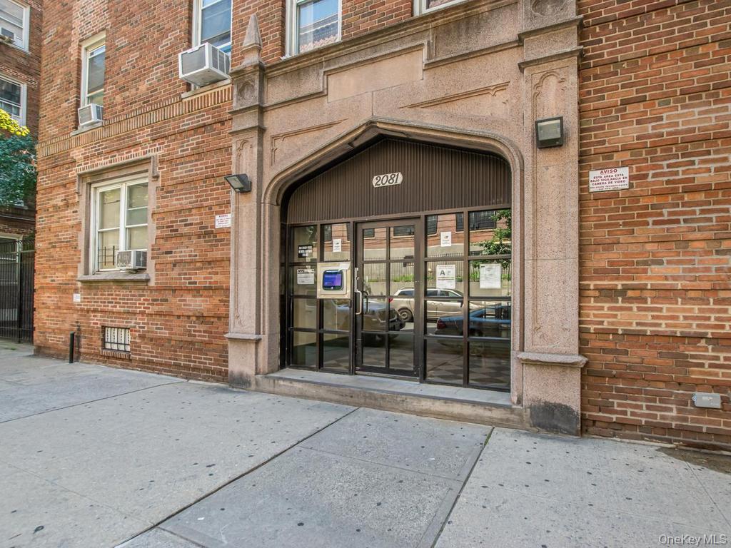 2081 Cruger Ave Unit 4C