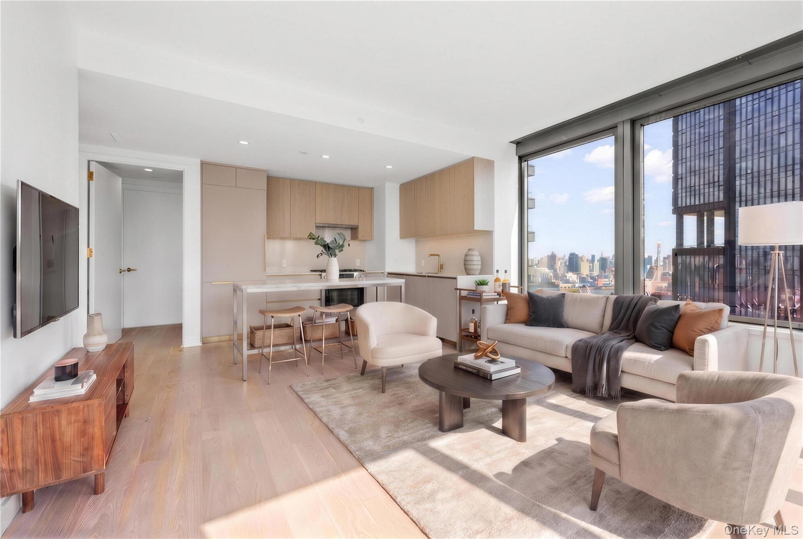 3 Court Sq Unit 3908