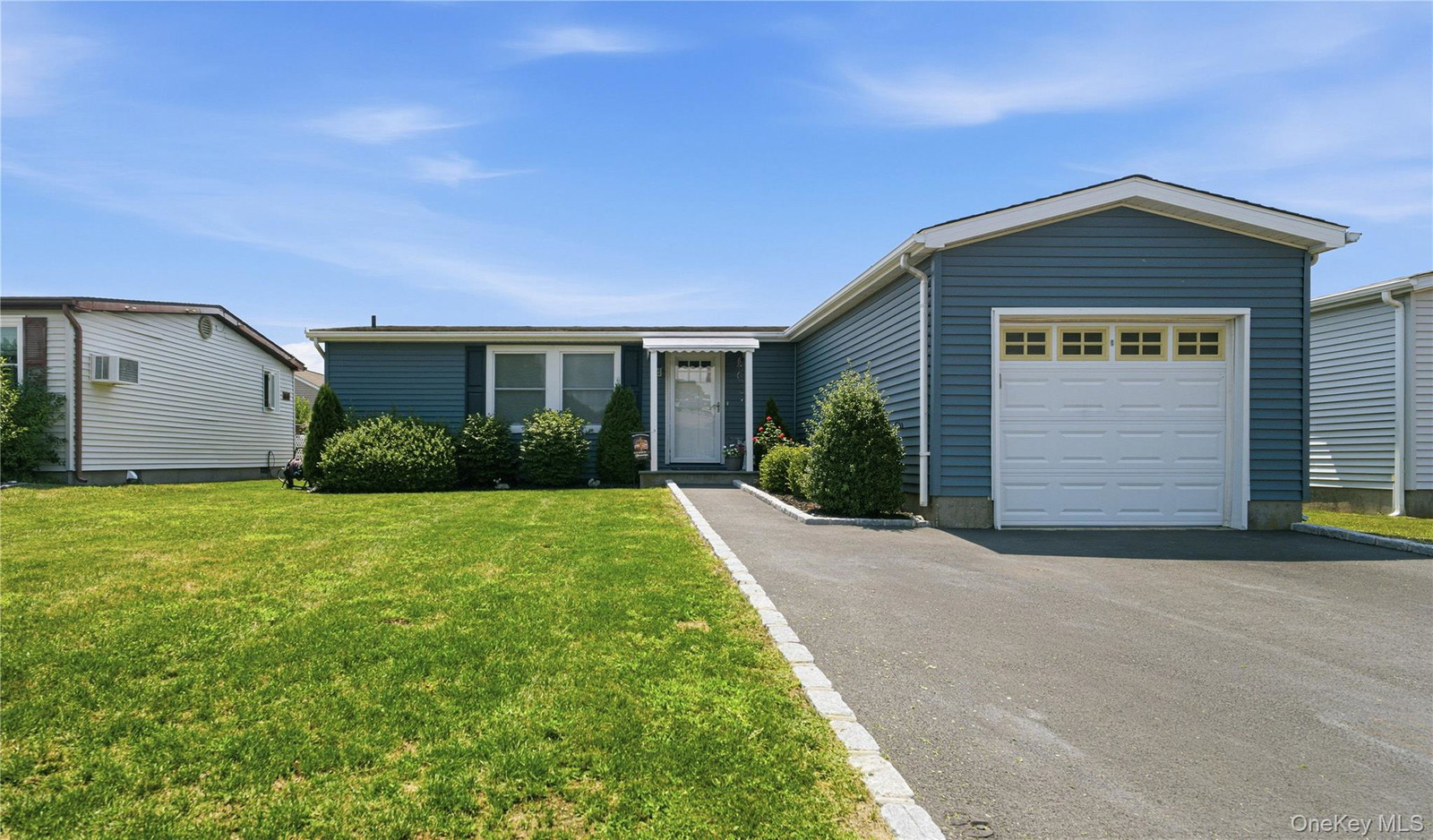 35 Village Cir S