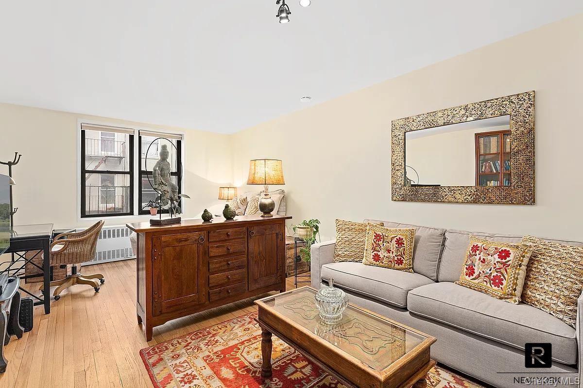 229 East 28th Street Unit 4-C
