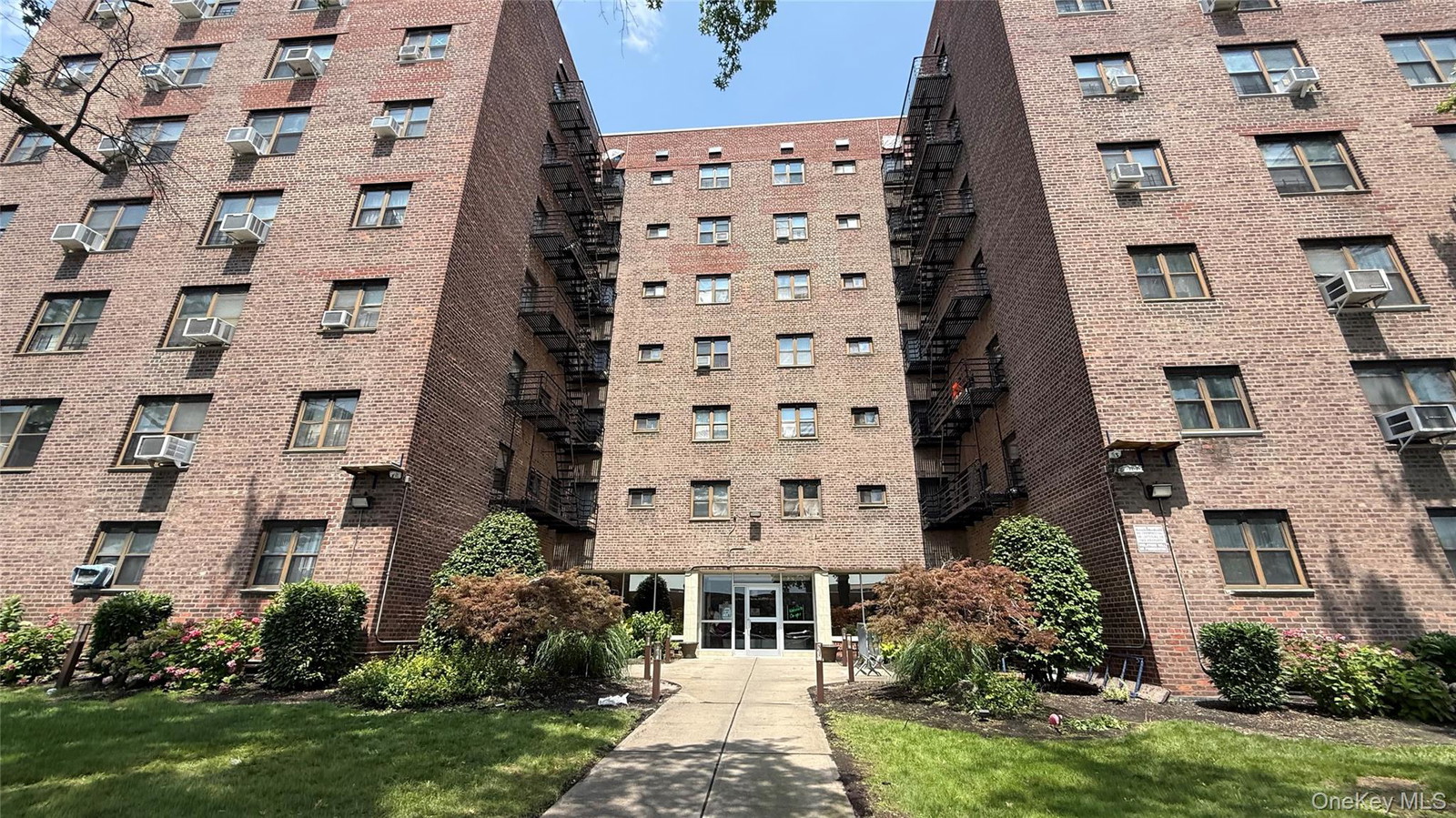 20415 Foothill Ave Unit B56