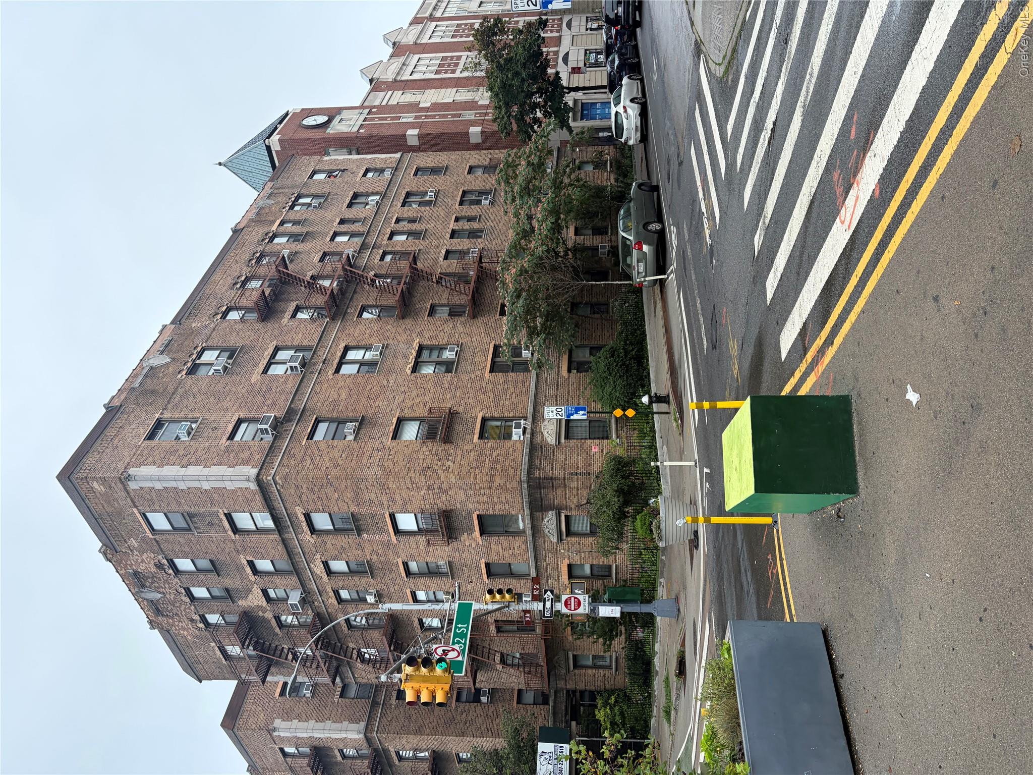 8206 34th Ave Unit 1A