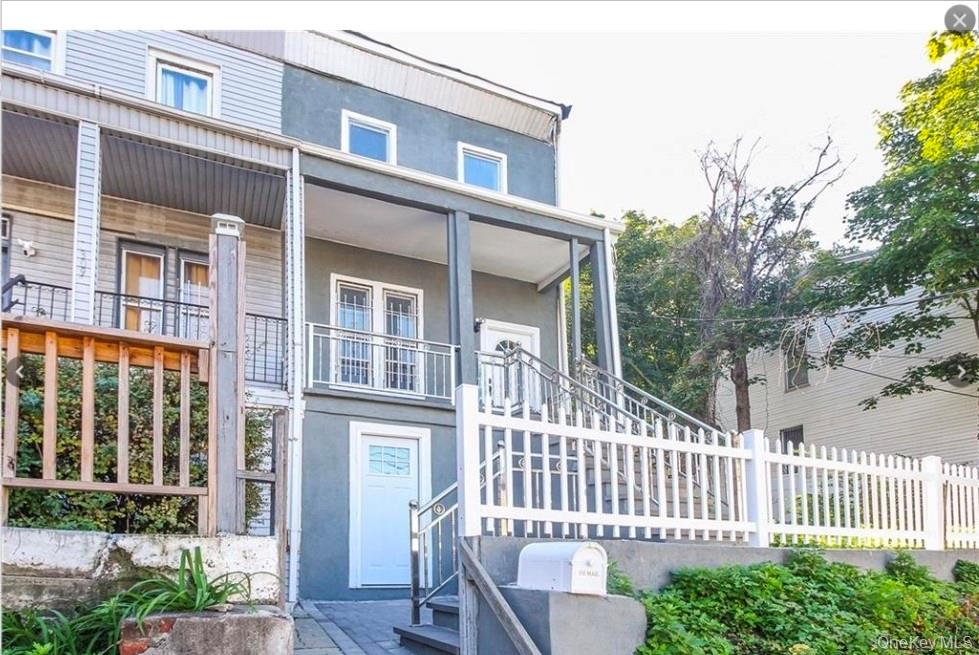 3088 Heath Ave