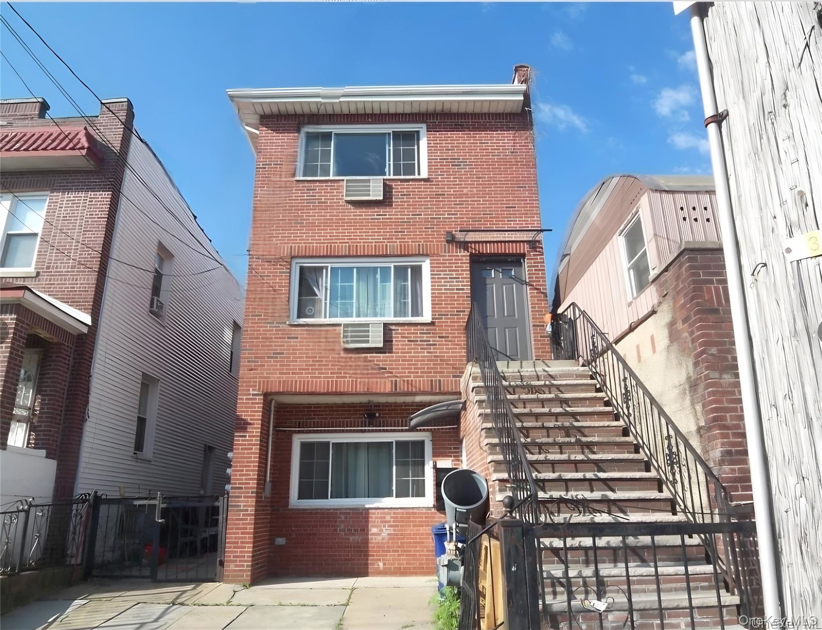 1008 E 228th St Unit 2