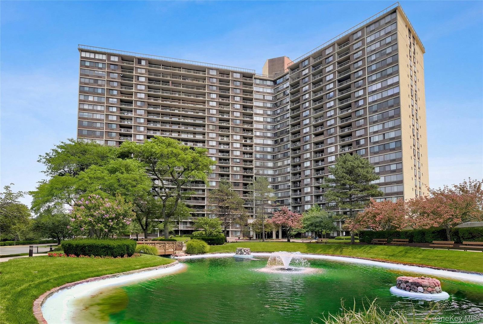2 Bay Club Dr Unit 11A