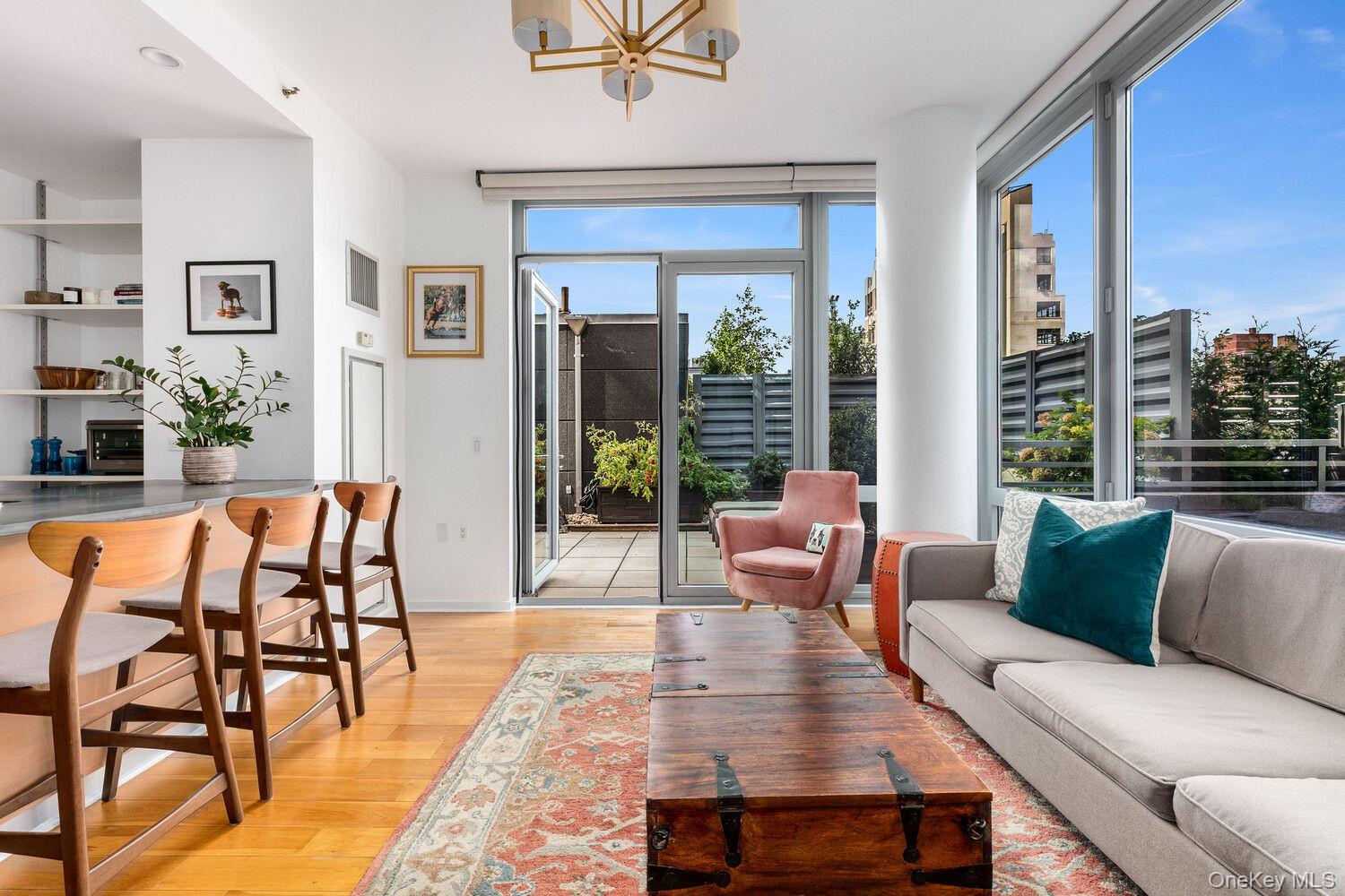 310 W 52nd Street Unit 7H