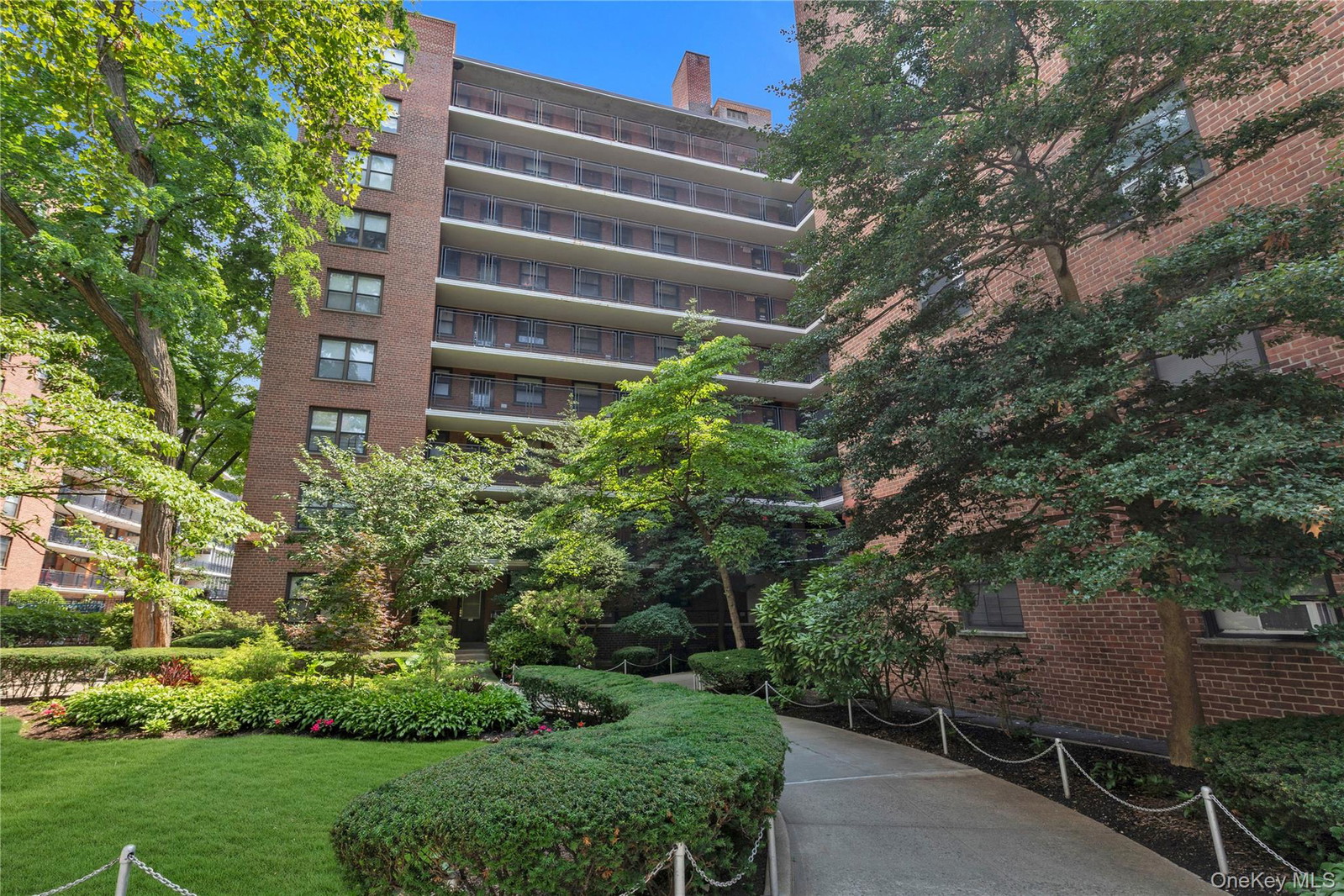 3531 85th St Unit 6E
