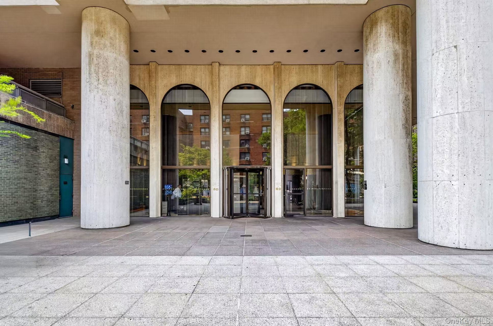60 E 8th Street Unit 18G