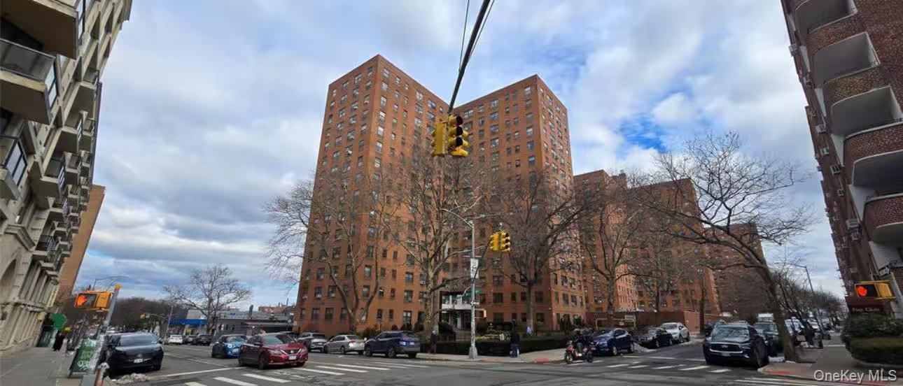 9905 63rd Dr Unit 14X