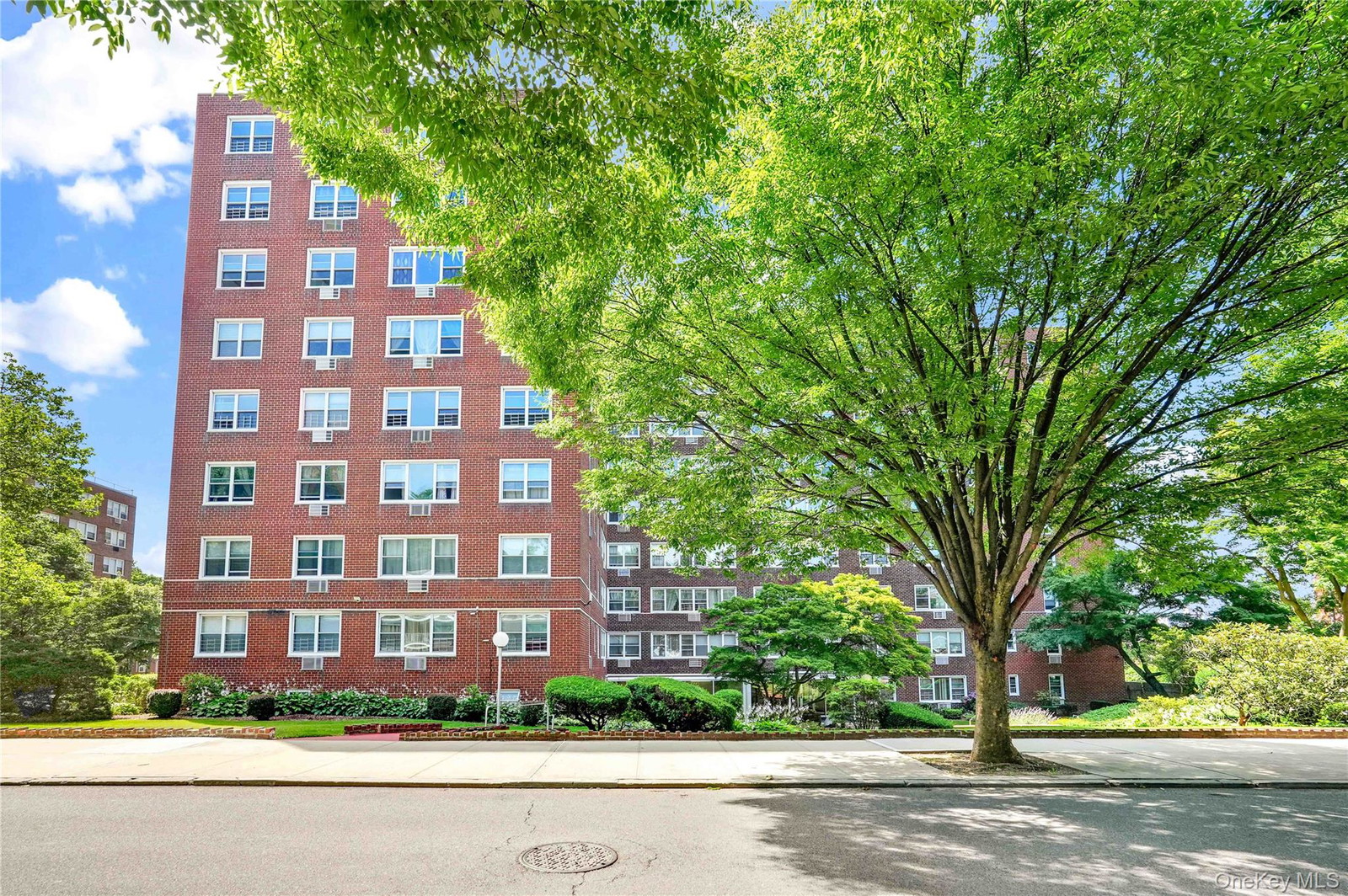 16420 Highland Ave Unit 5S