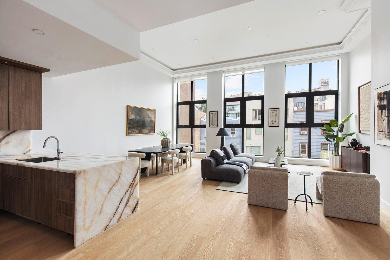 151 Freeman St Unit Phb