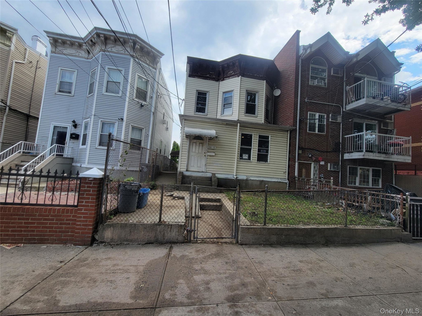 10610 34th Ave