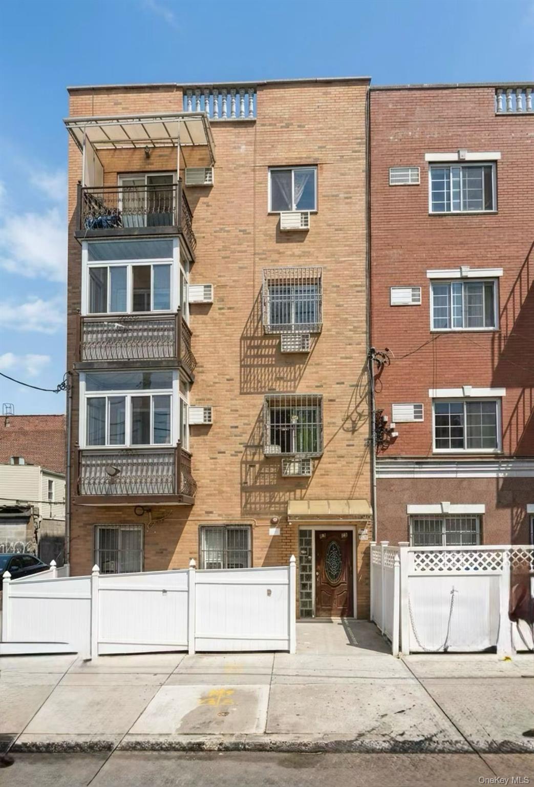 3713 107th St Unit 4A