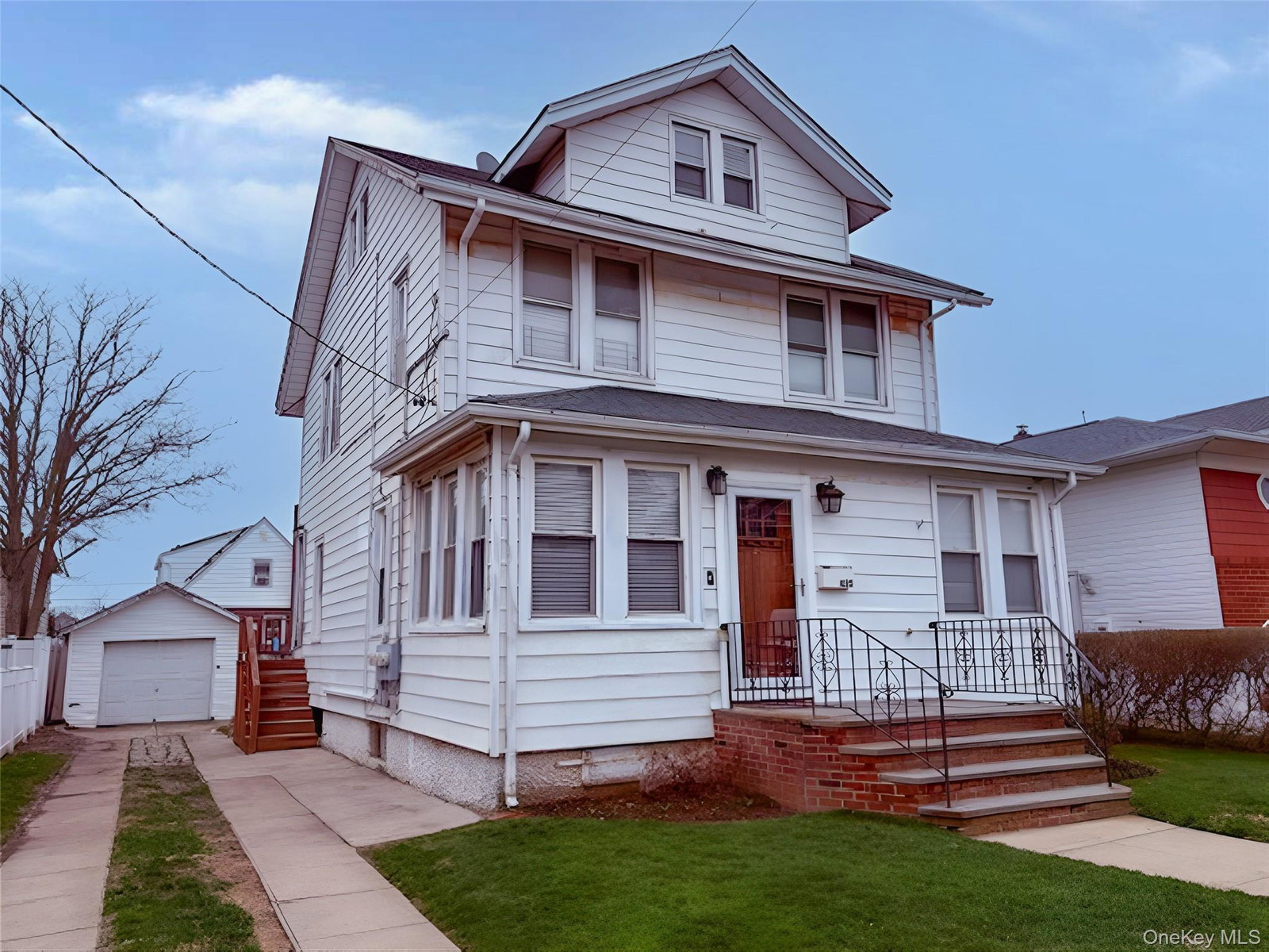 435 Beach 124th St
