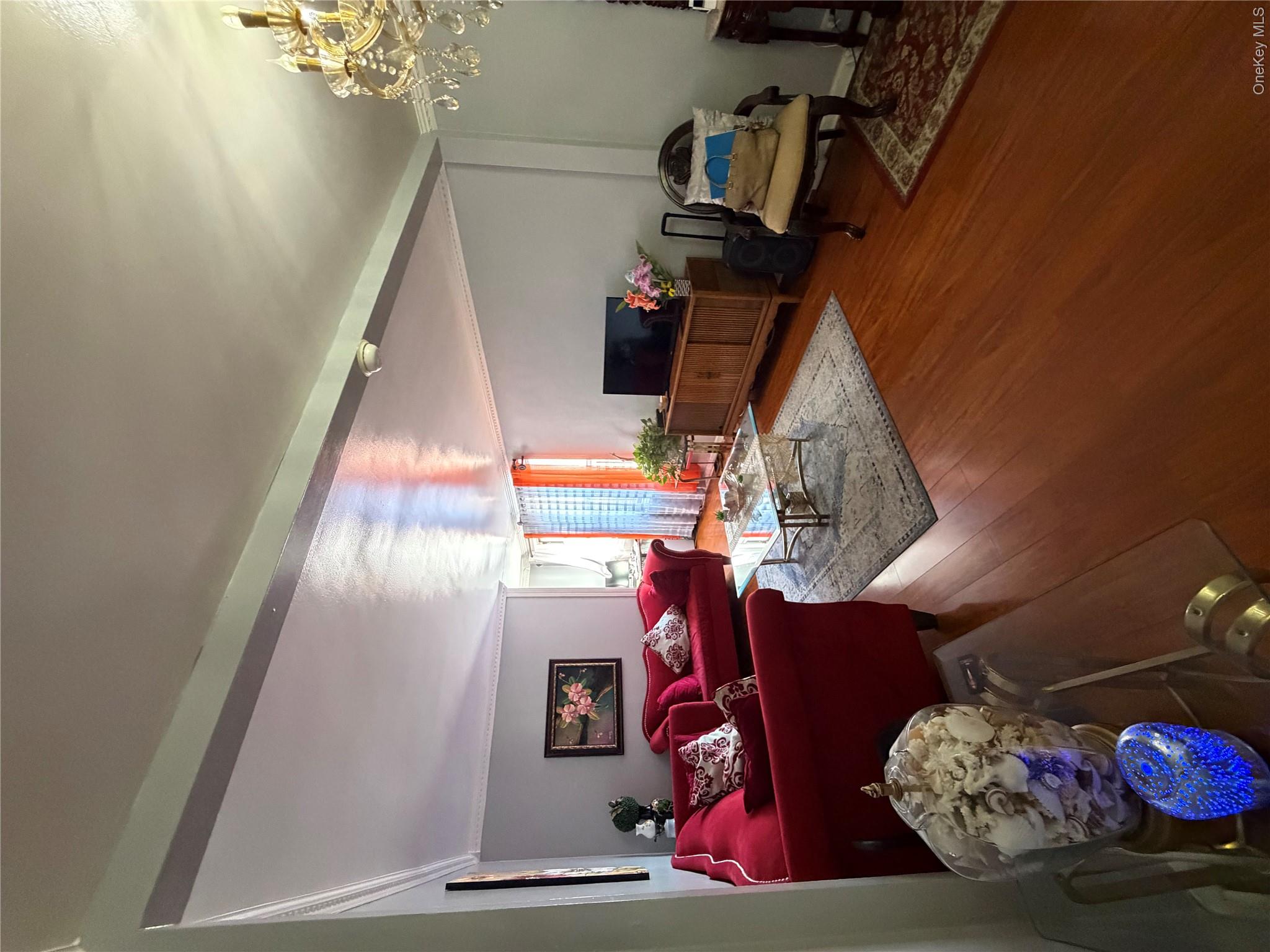325 E 201st St Unit 5
