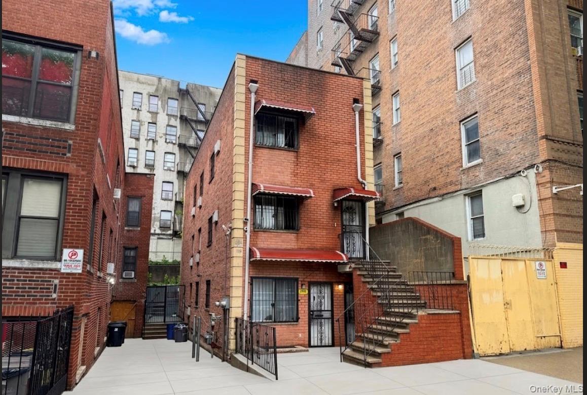 1189 Grant Ave Unit 3