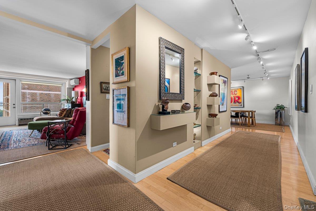 2575 Palisade Ave Unit 12ab