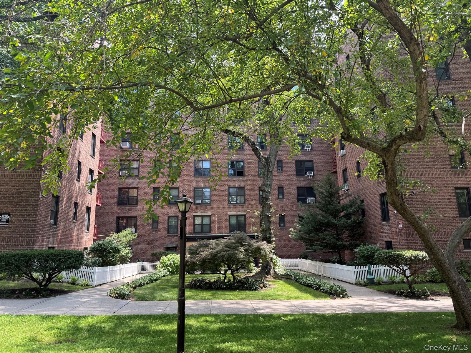 8320 98th St Unit 5J