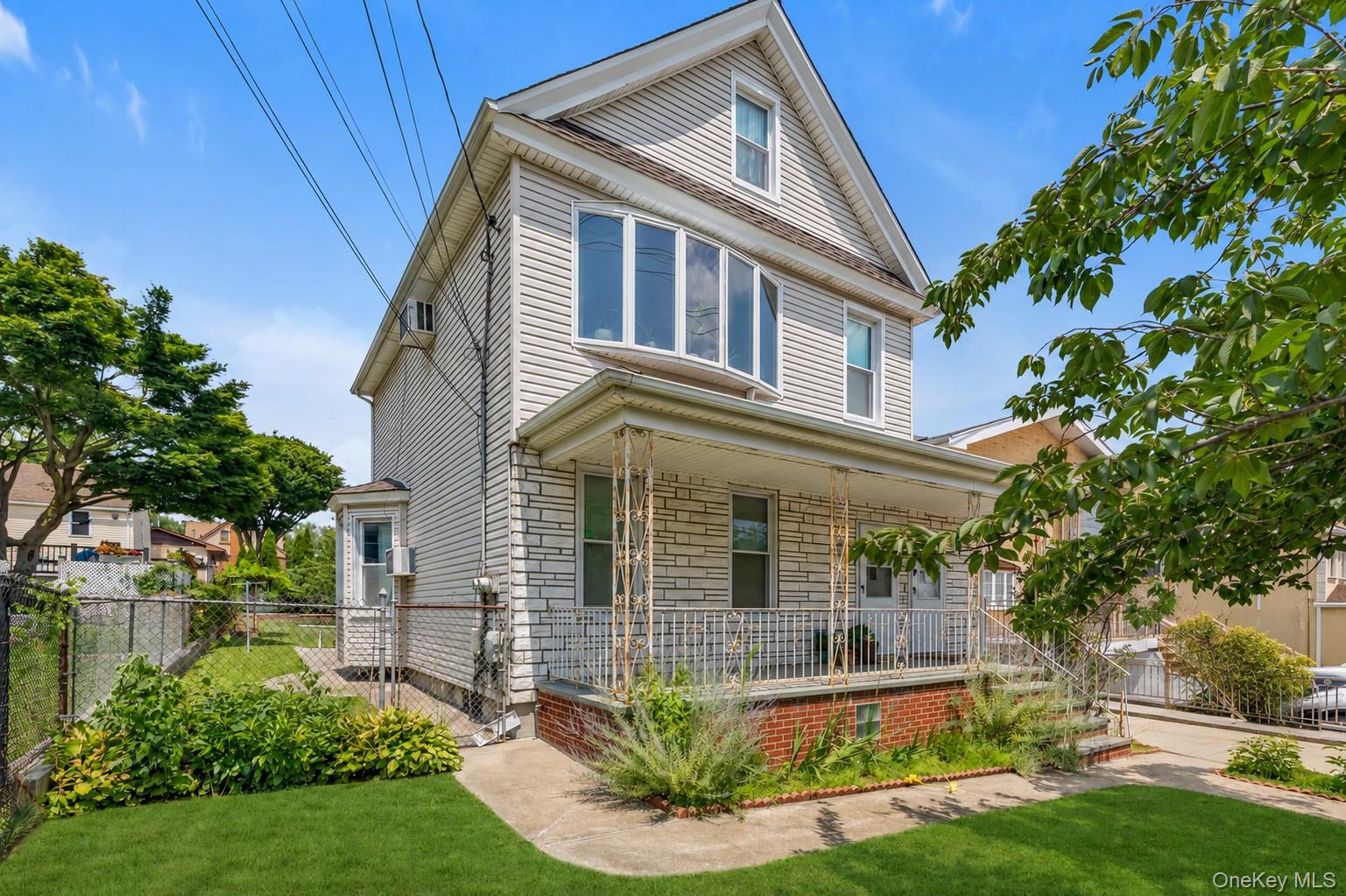 15035 11th Ave