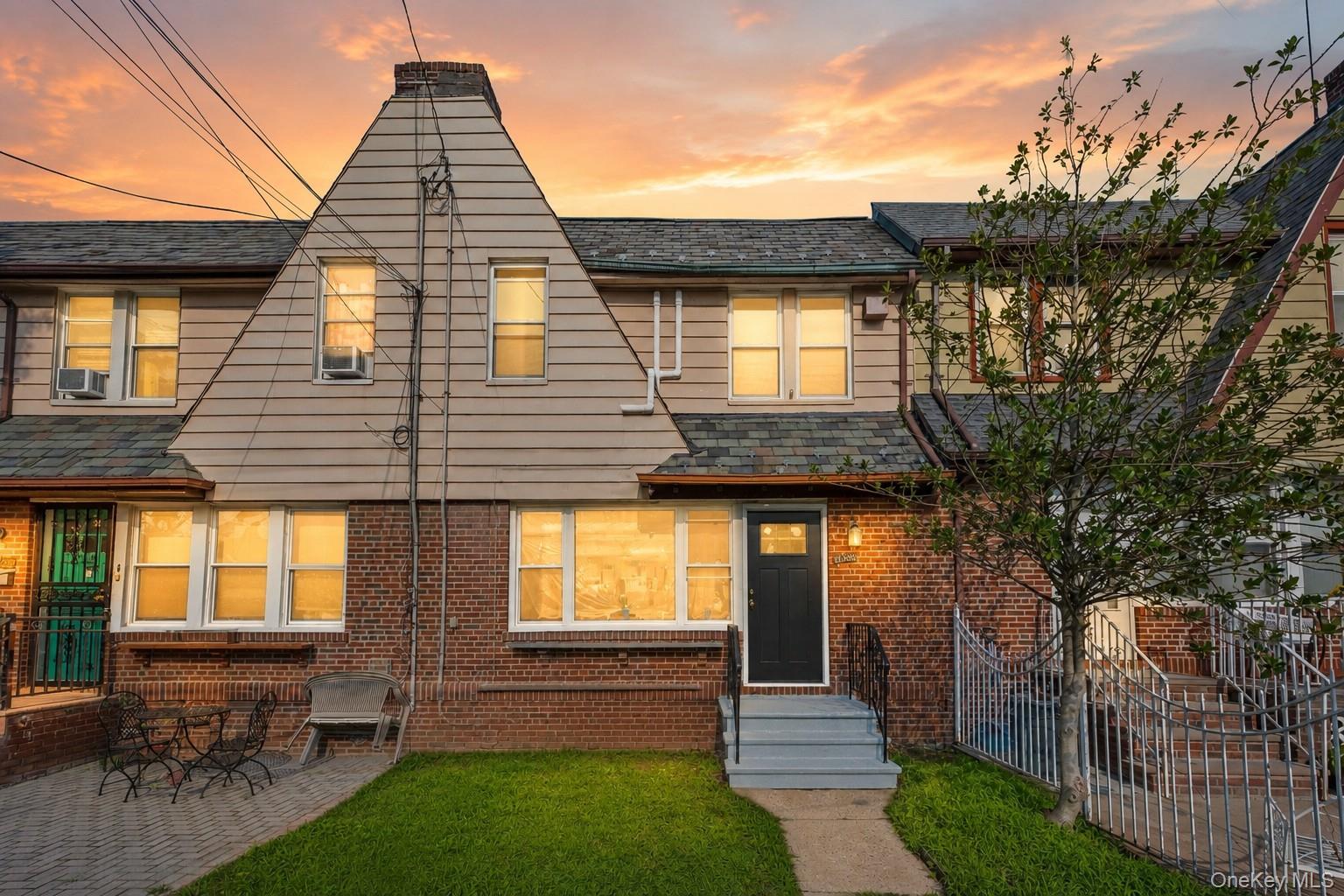 2548 Mickle Ave