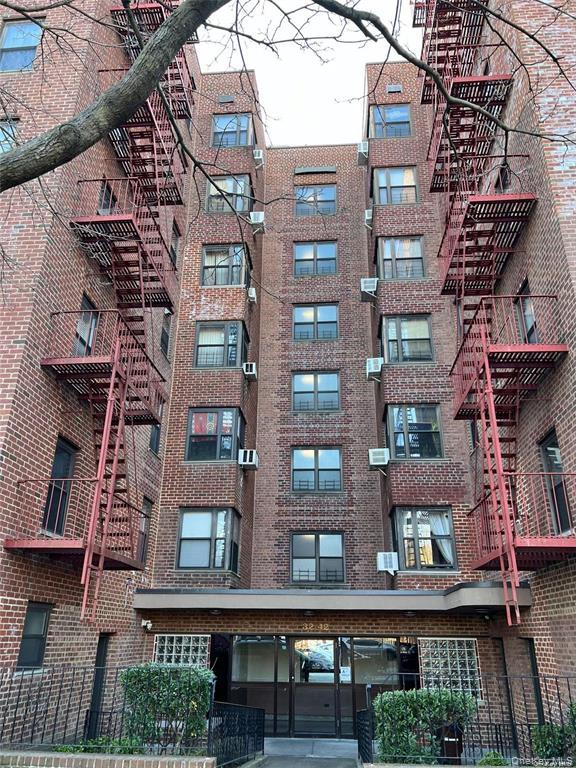 3240 89th St Unit 611