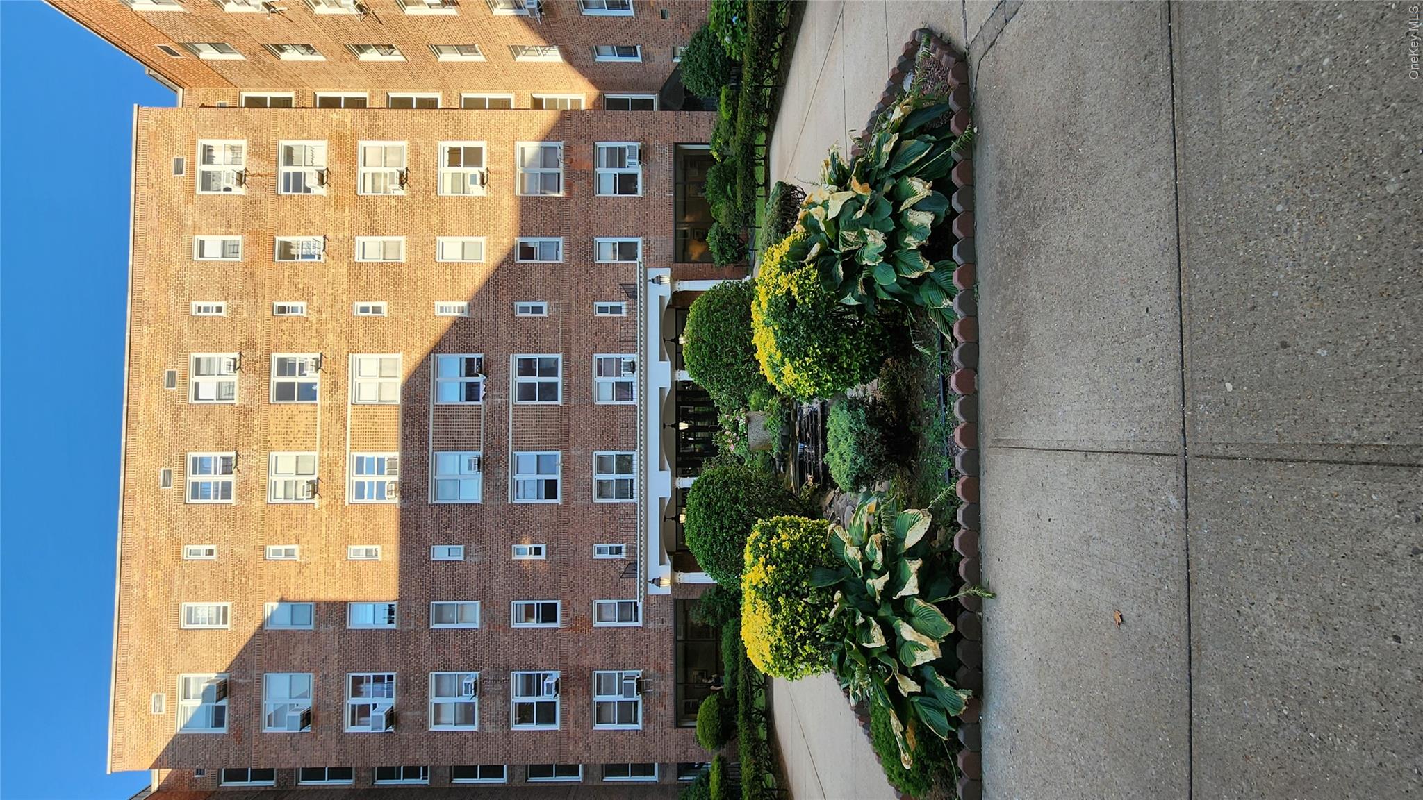 10537 64th Ave Unit 6E