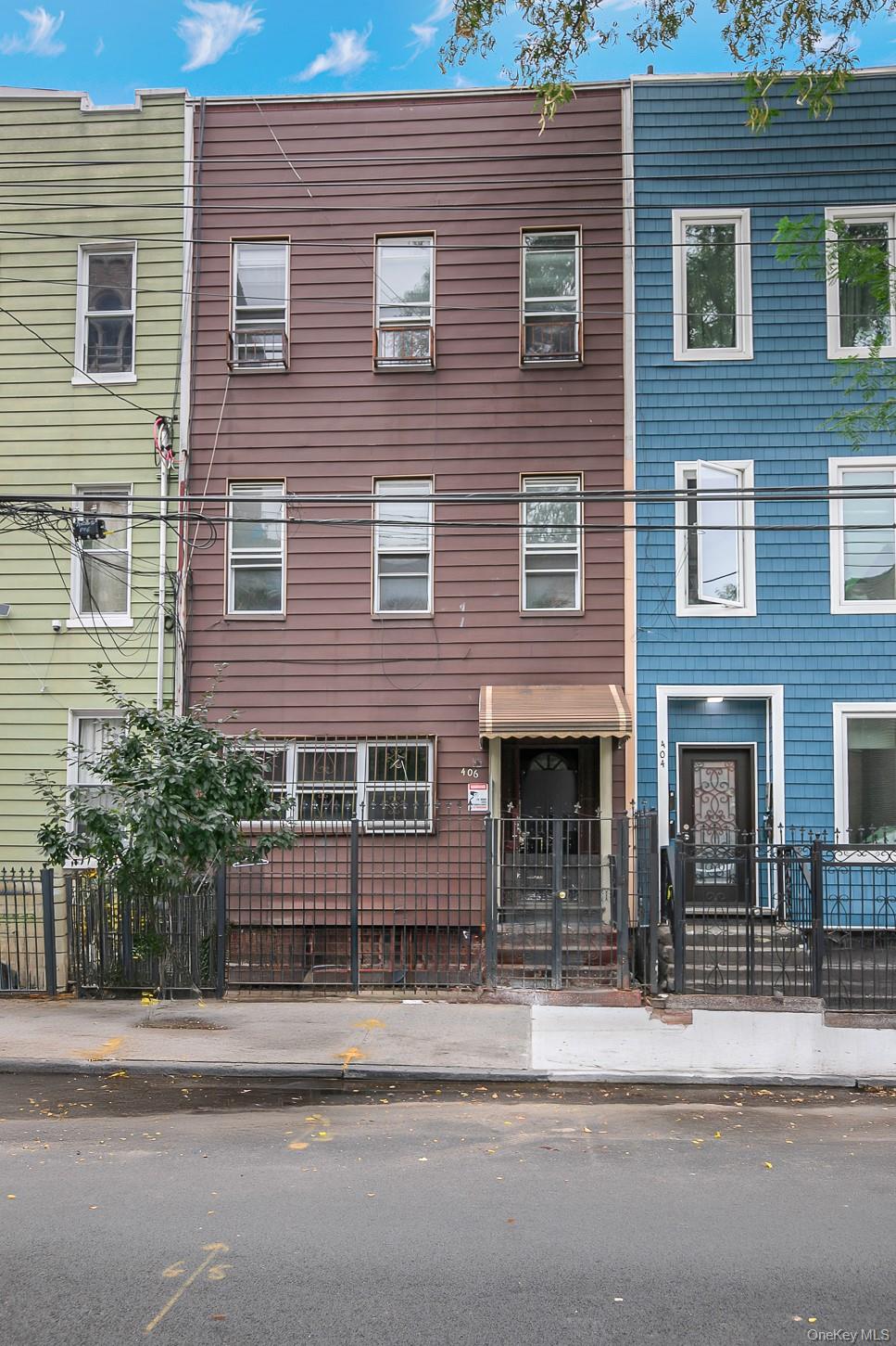 406 Linden St