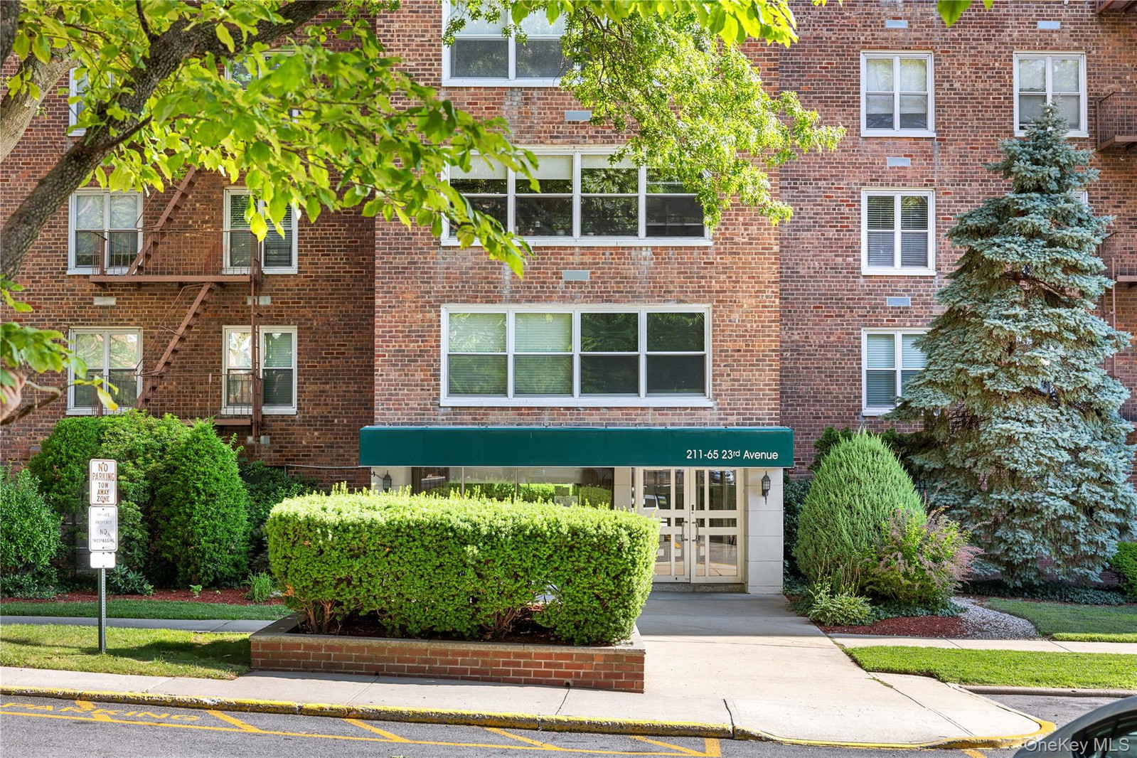 21165 23rd Ave Unit 5E