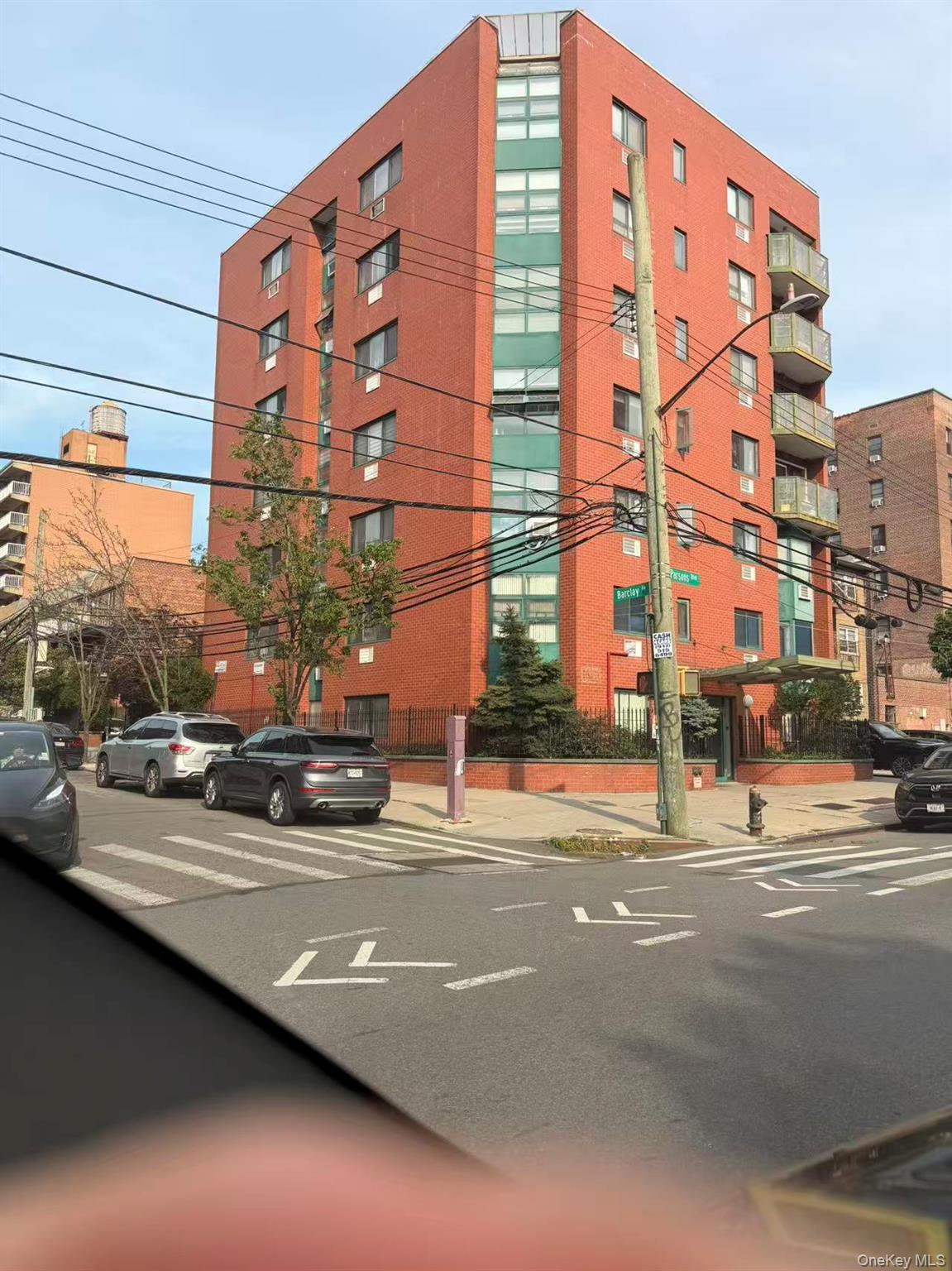 4133 Parsons Blvd Unit 8A