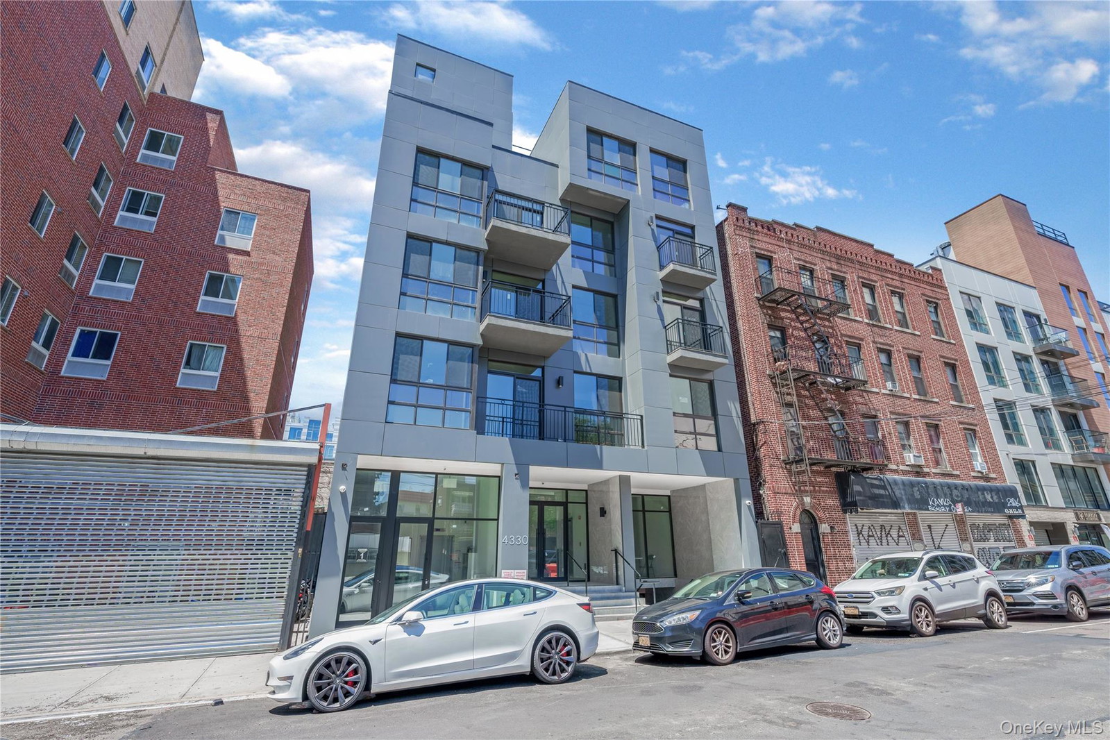 4330 52nd St Unit 2B