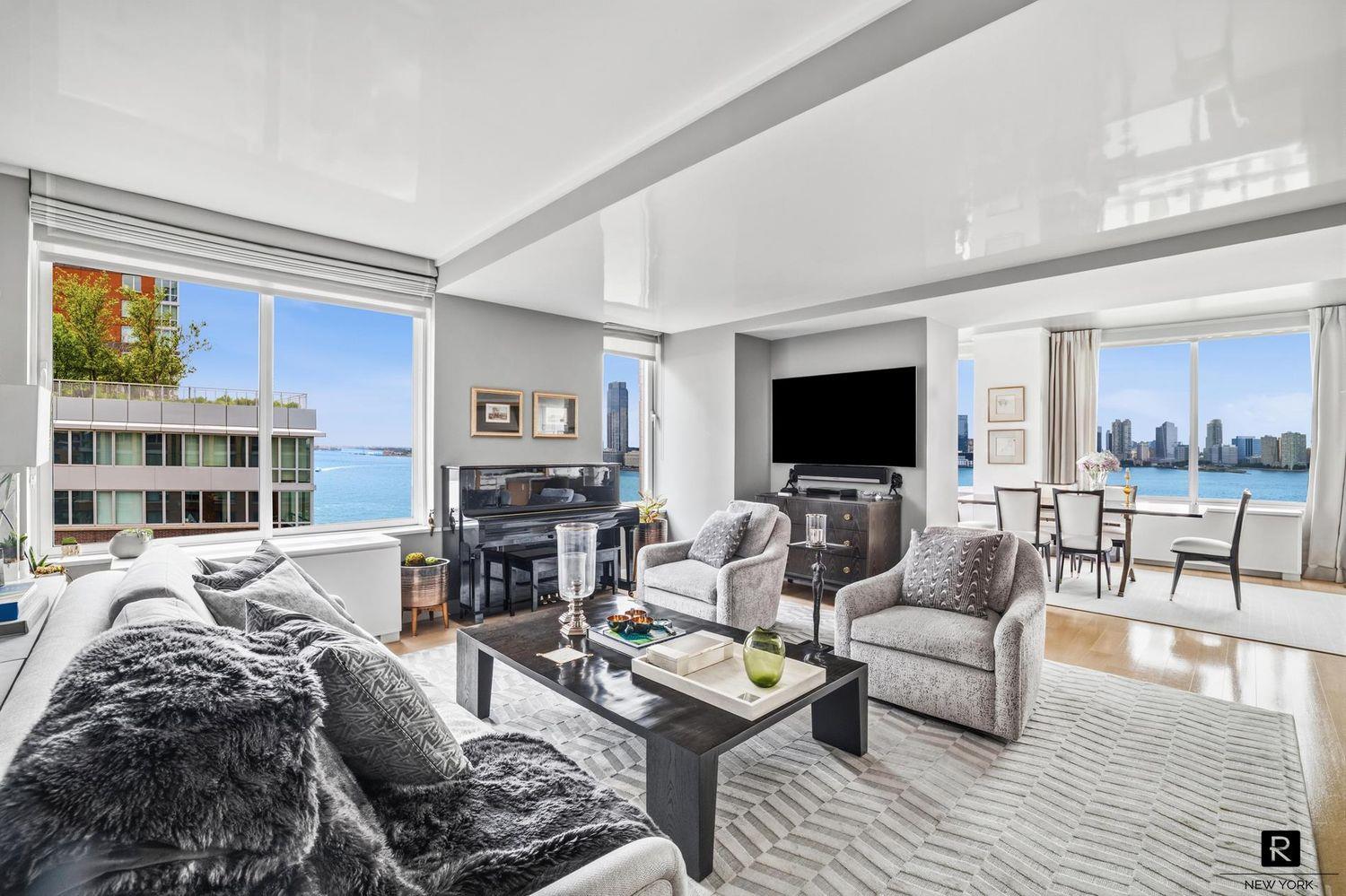 212 Warren Street Unit 17-C