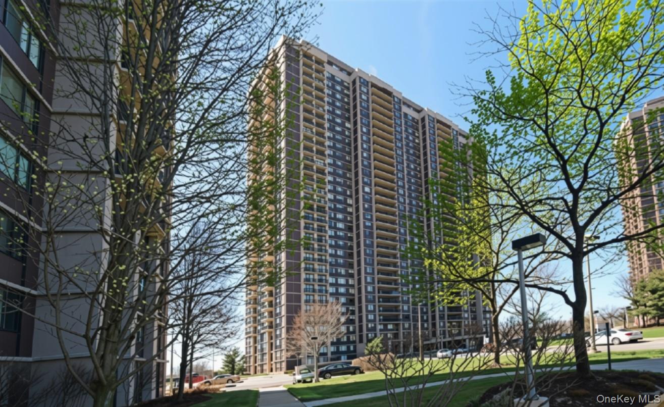27010 Grand Central Pkwy Unit 4J