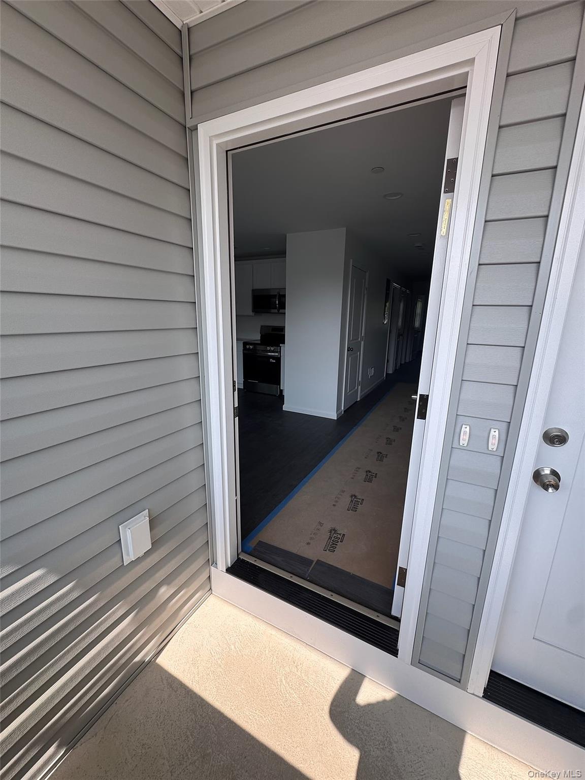 342 Beach 46th St Fl 1