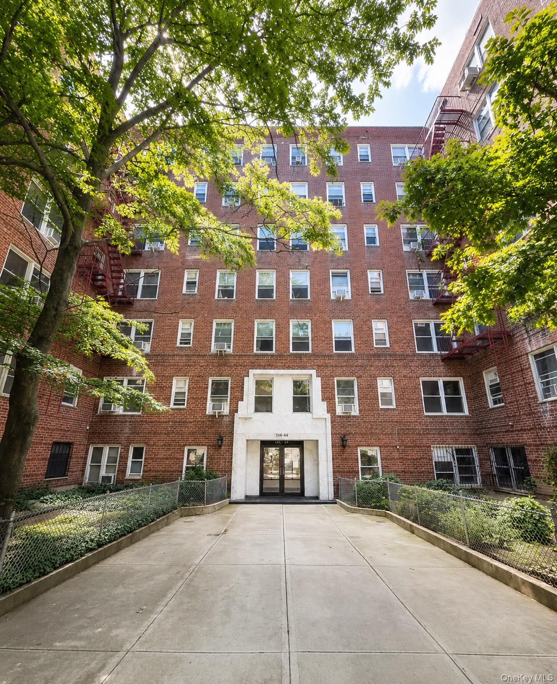 14444 41st Ave Unit 5J