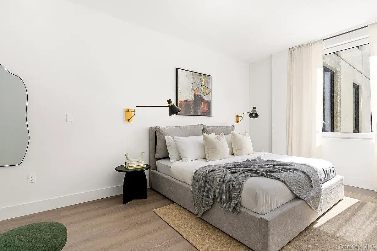 4-34 26th Avenue Unit 304