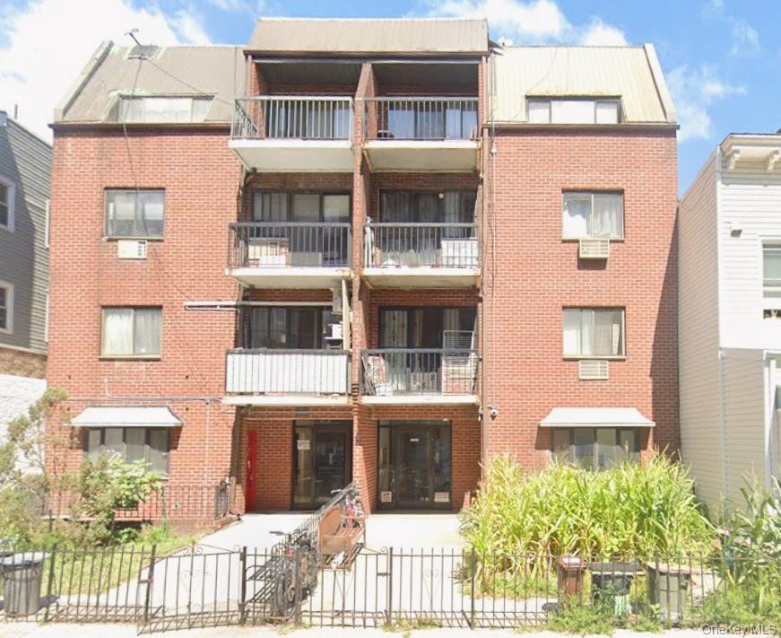 5861 44th Ave Unit 1B
