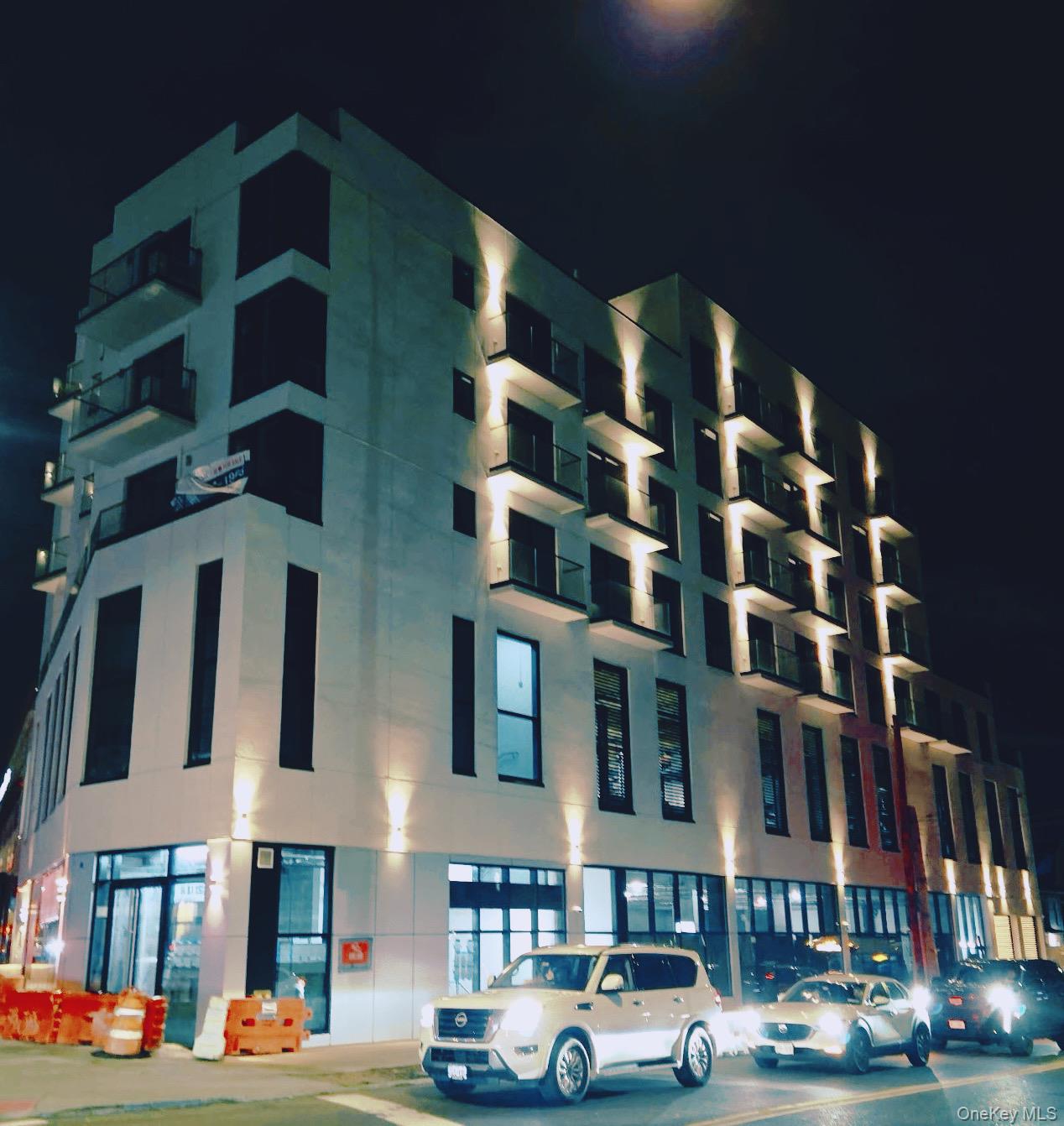 15002 Northern Blvd Unit 5B