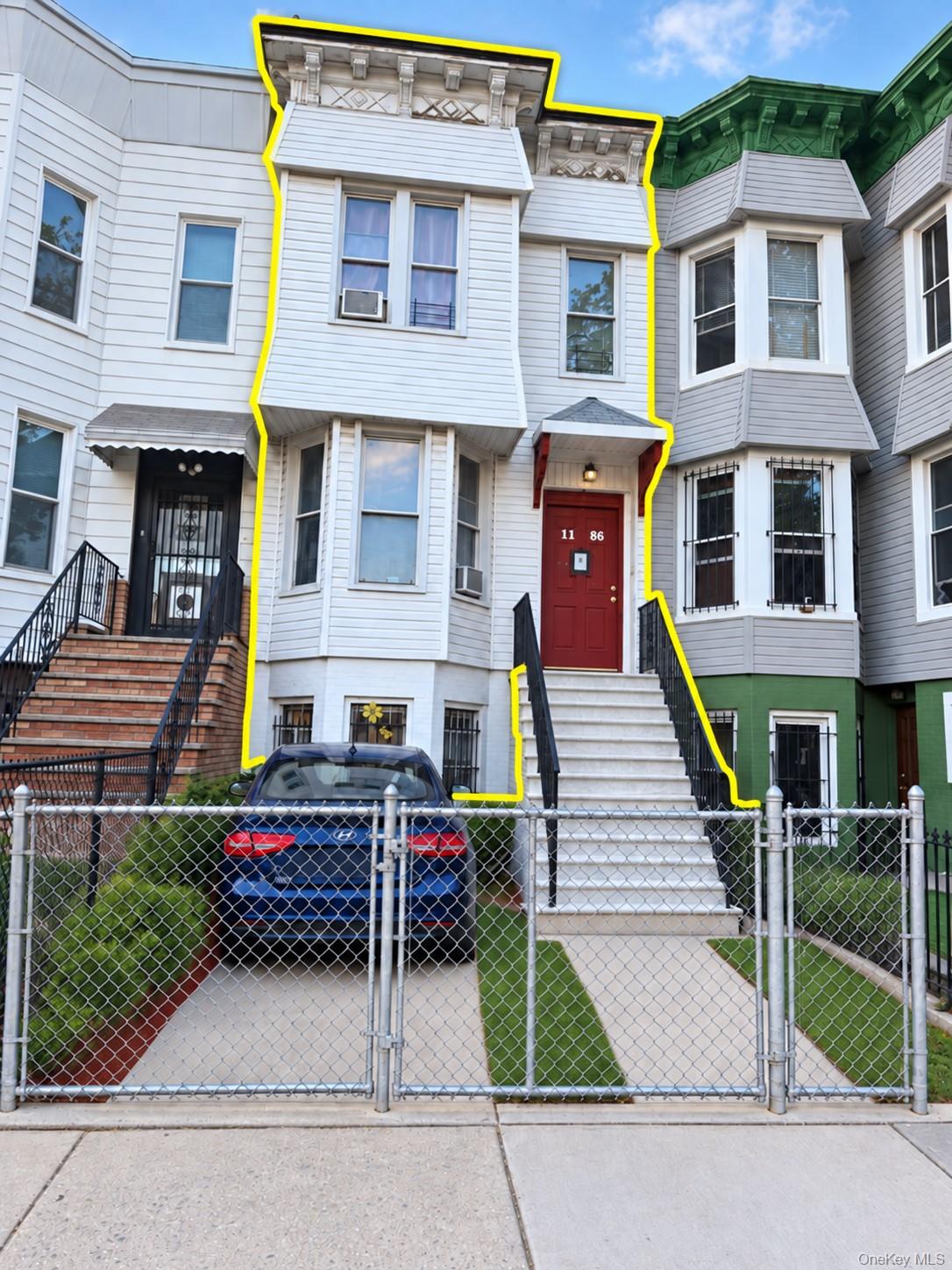 1183 Decatur St