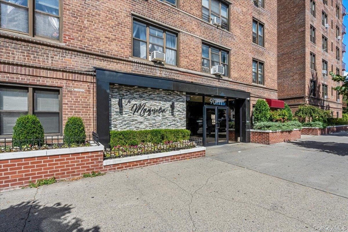 9011 35th Ave Unit 3T