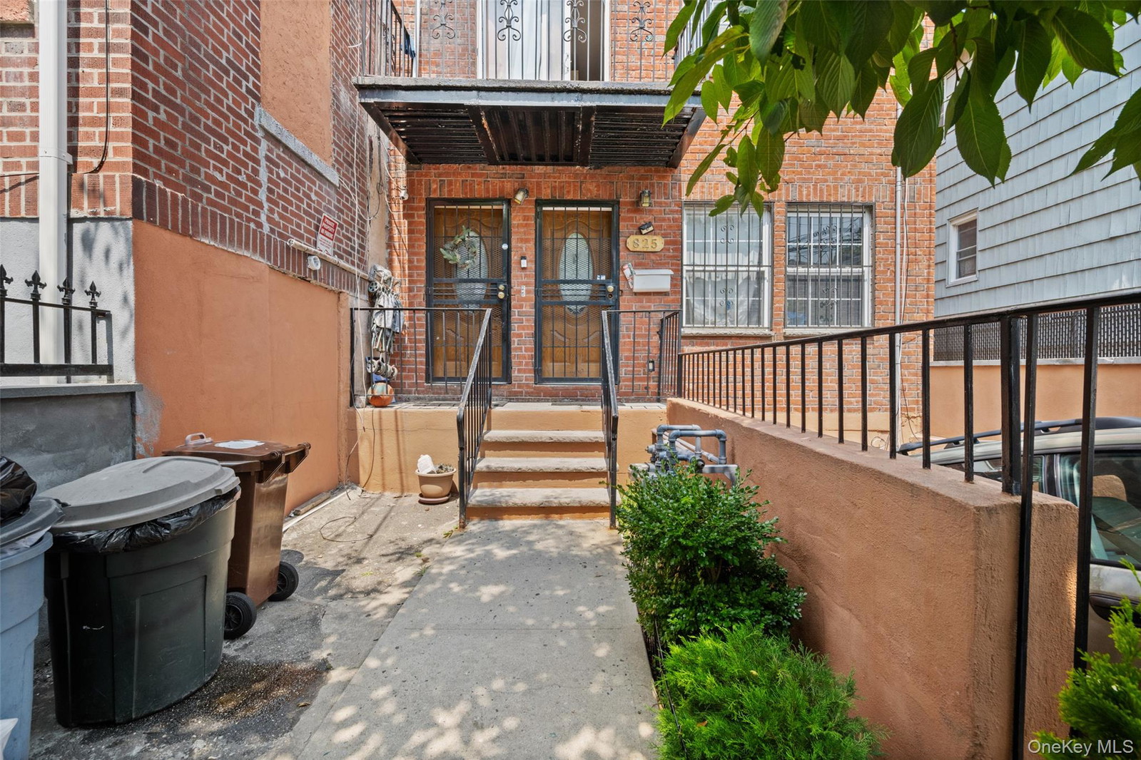 825 E 224th St Unit 2