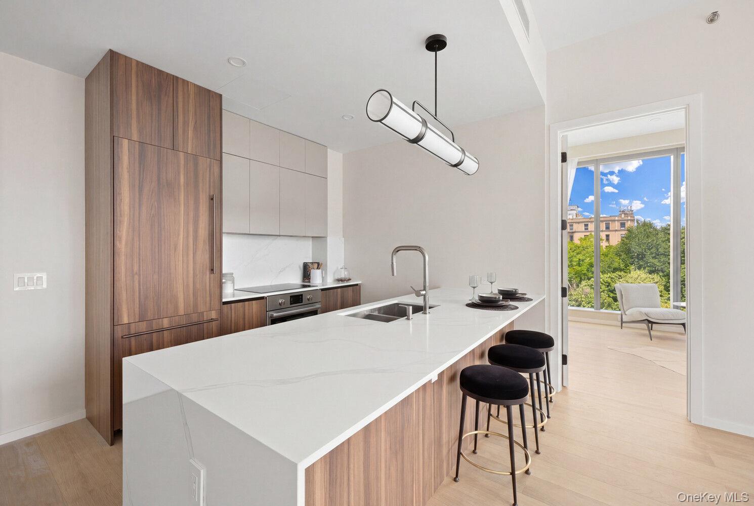 11-50 45th Road Unit 2J