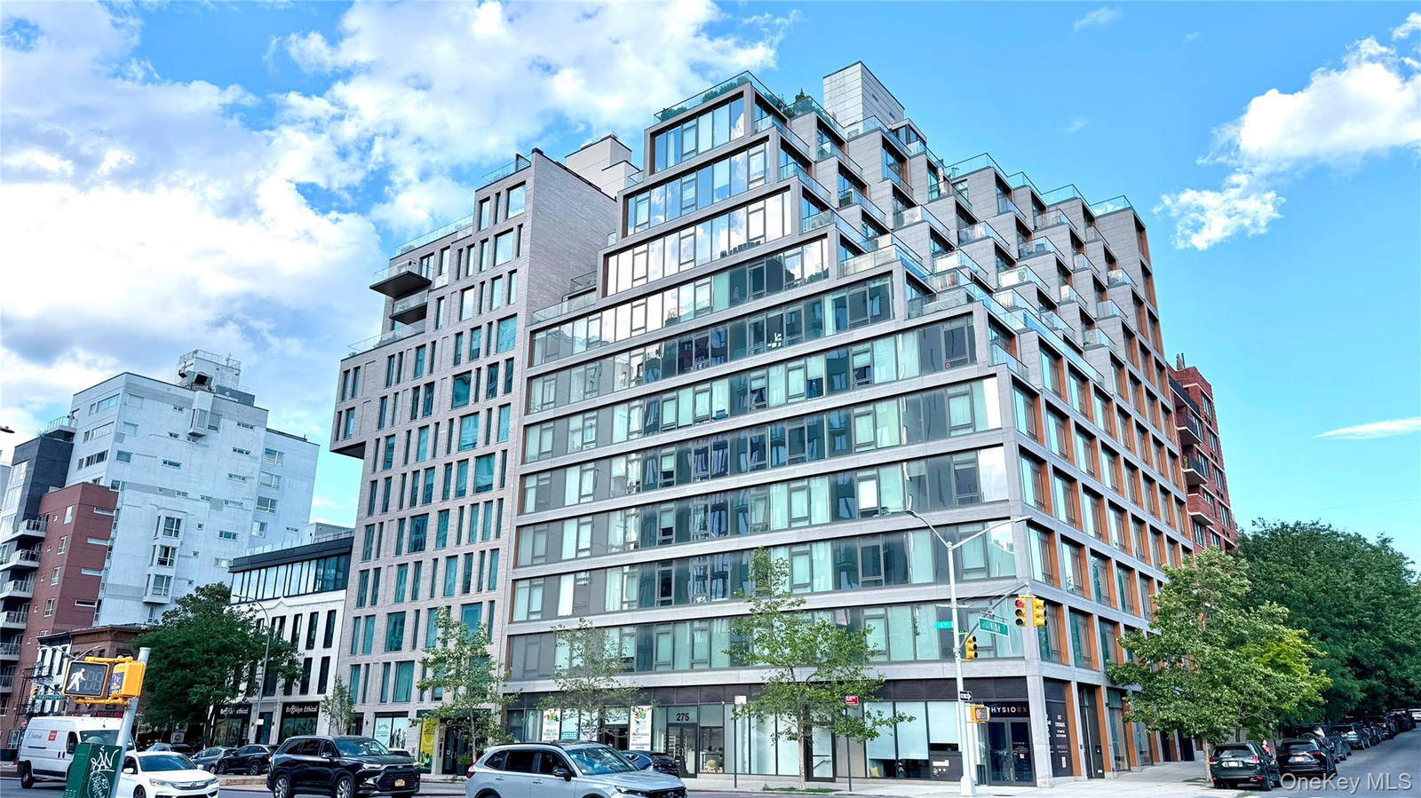 251 1st St Unit 4A