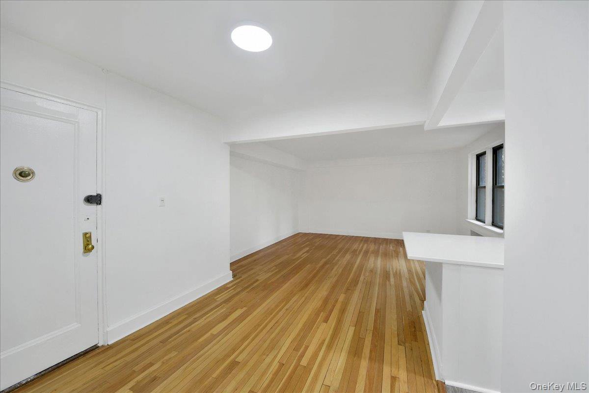 3840 Greystone Ave Unit 3I