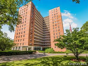 4705 Henry Hudson Pkwy W Unit 3C
