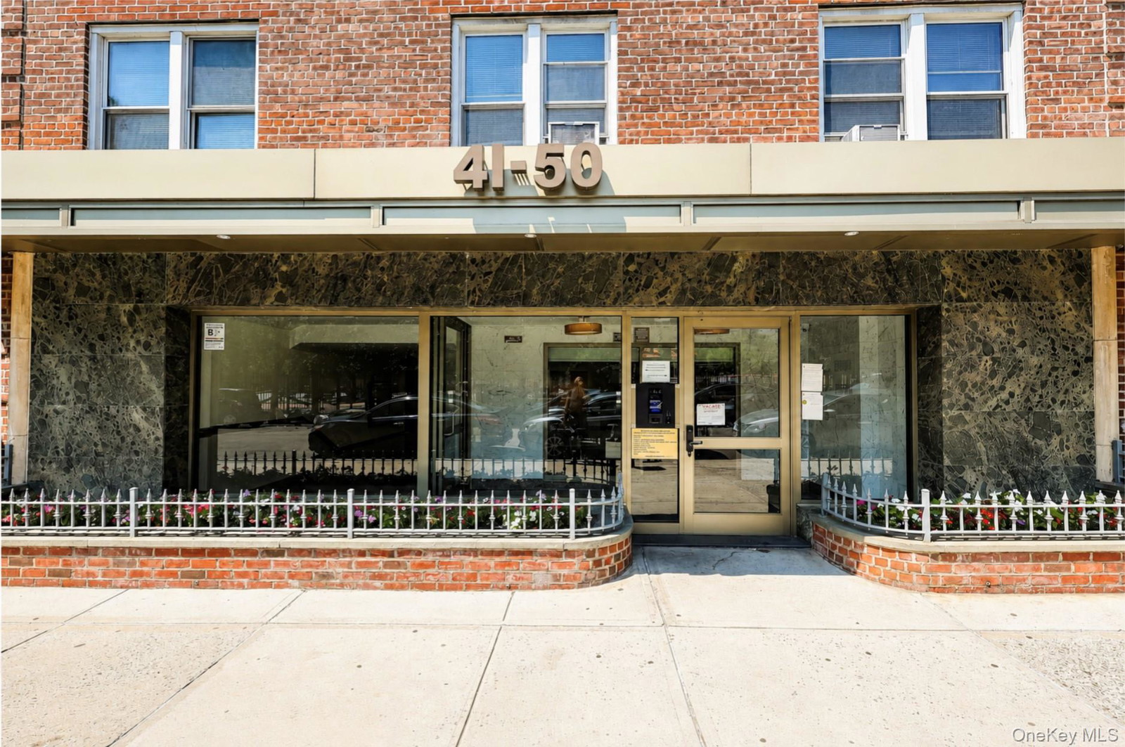 4150 78th St Unit 319